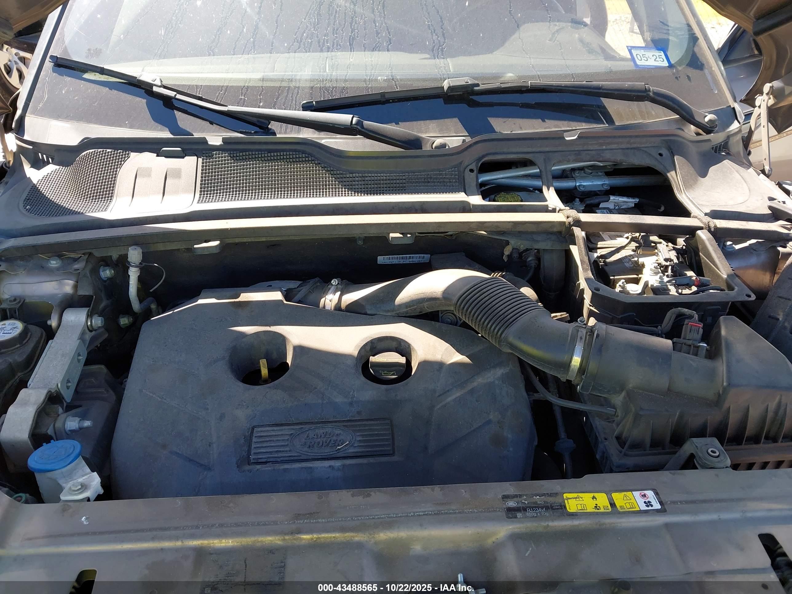 LAND ROVER image 10