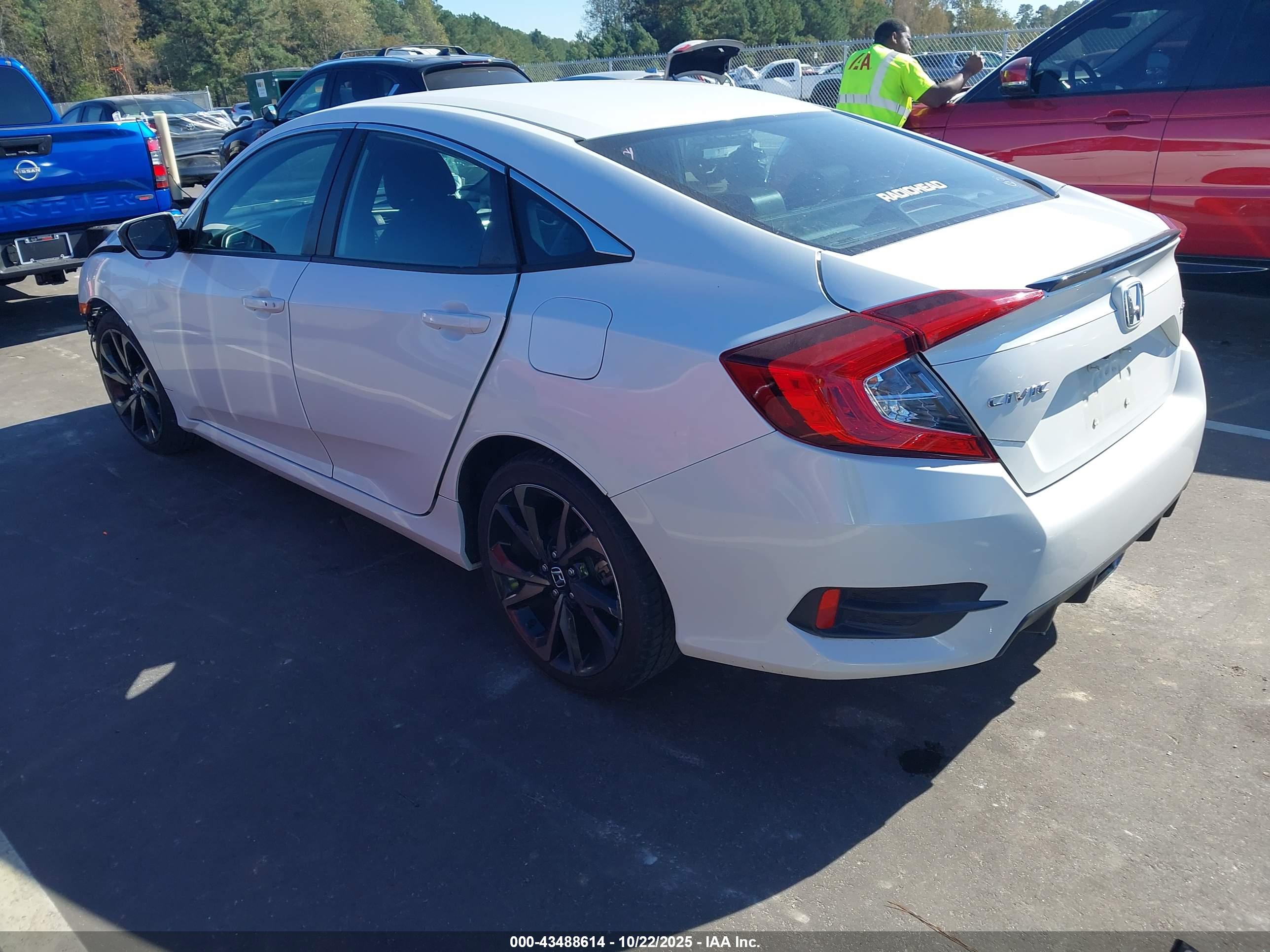 HONDA CIVIC image 3
