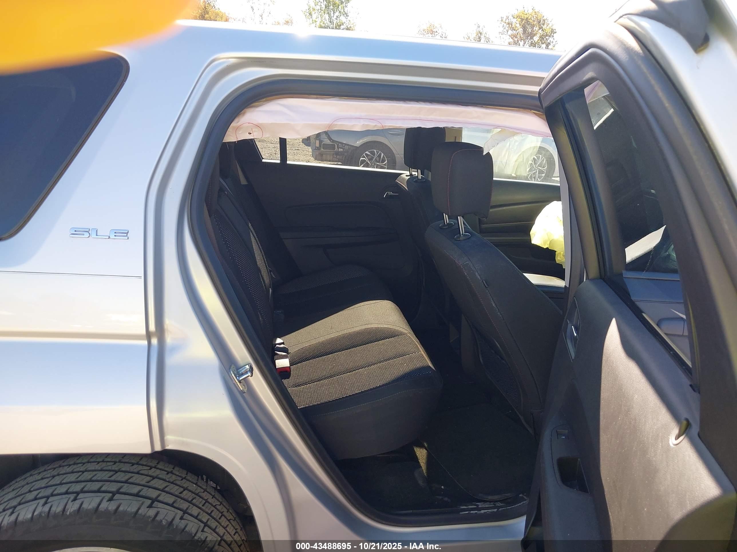 GMC TERRAIN image 8