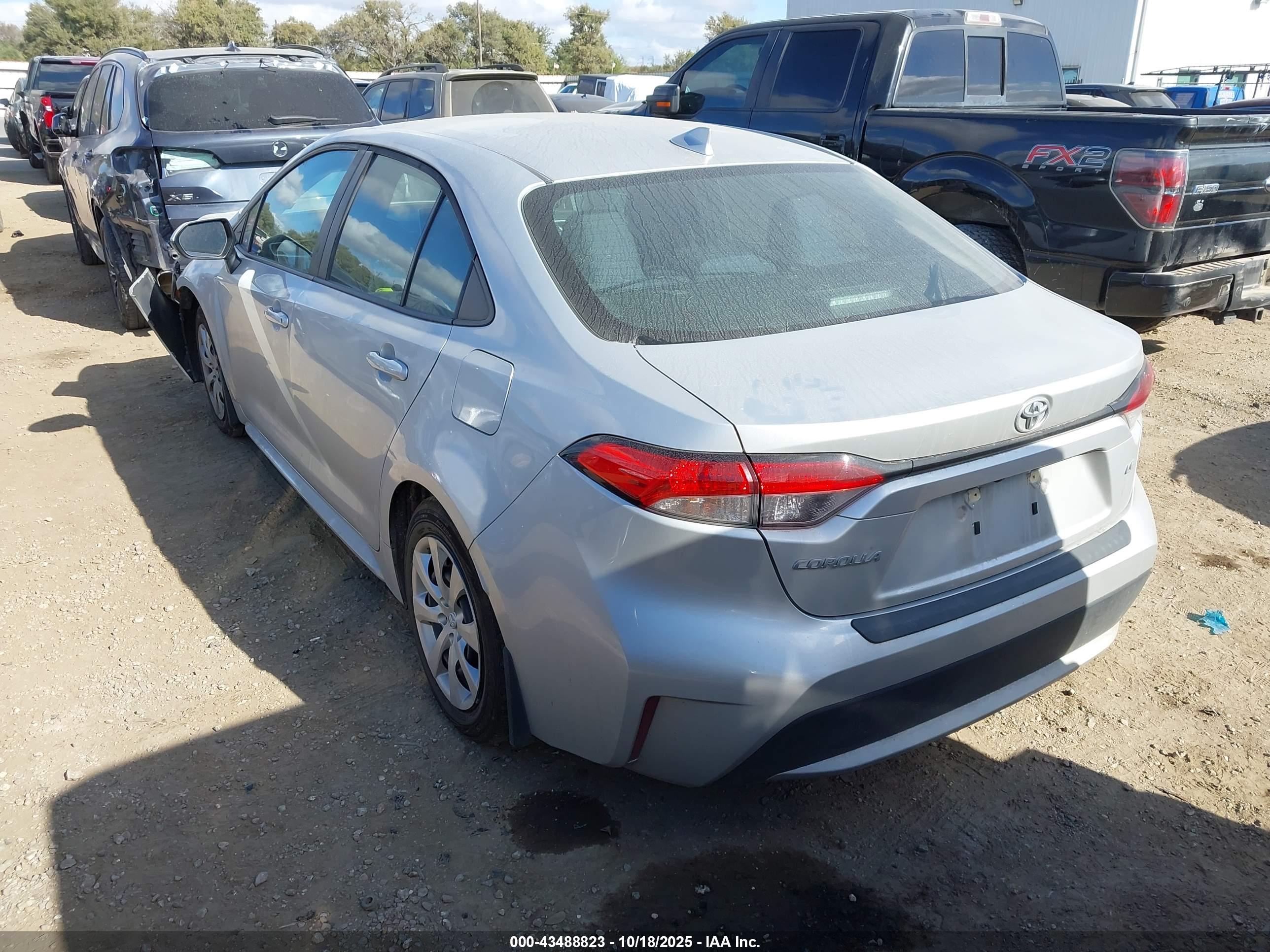 TOYOTA COROLLA image 3
