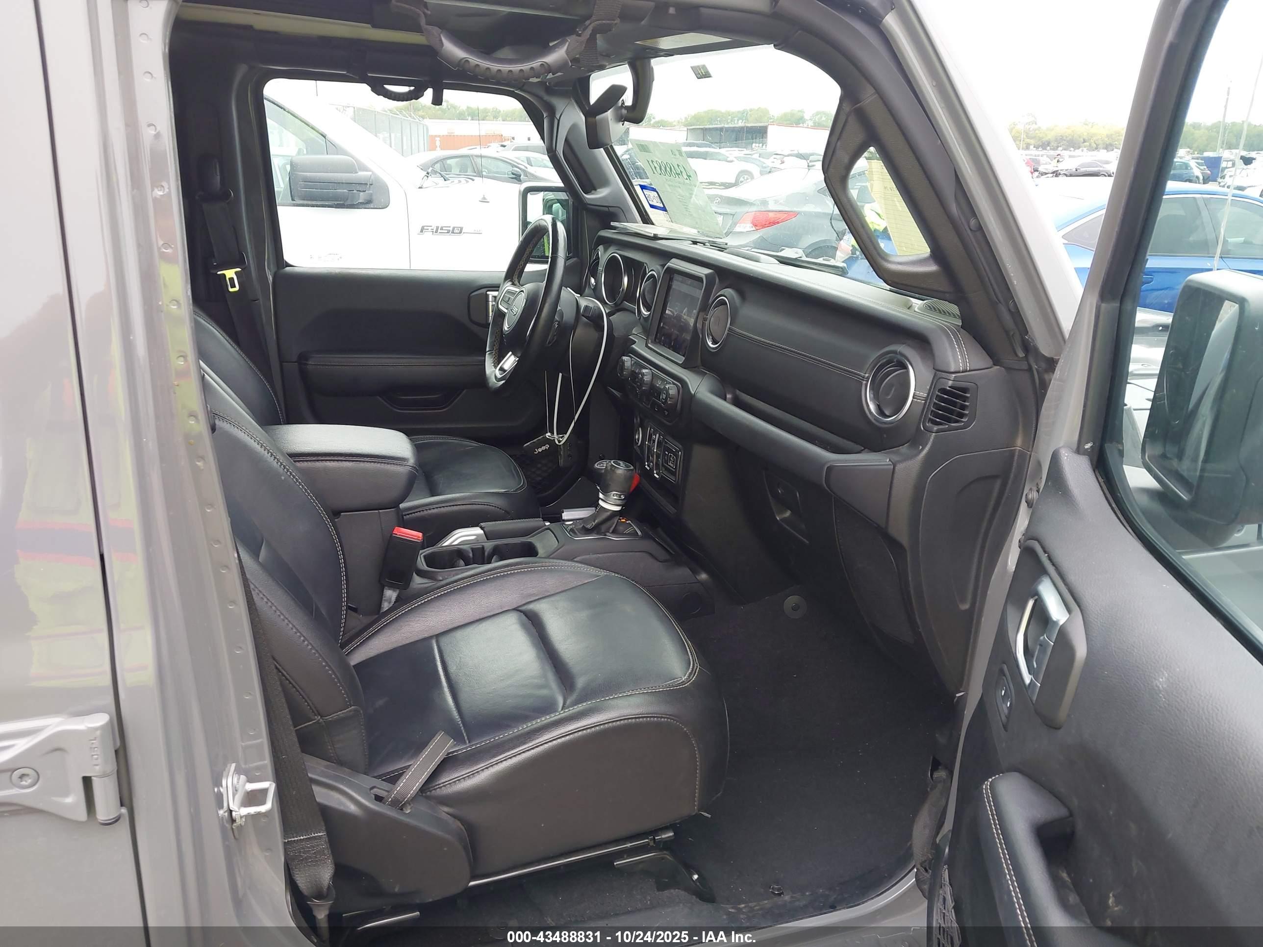 JEEP WRANGLER image 5