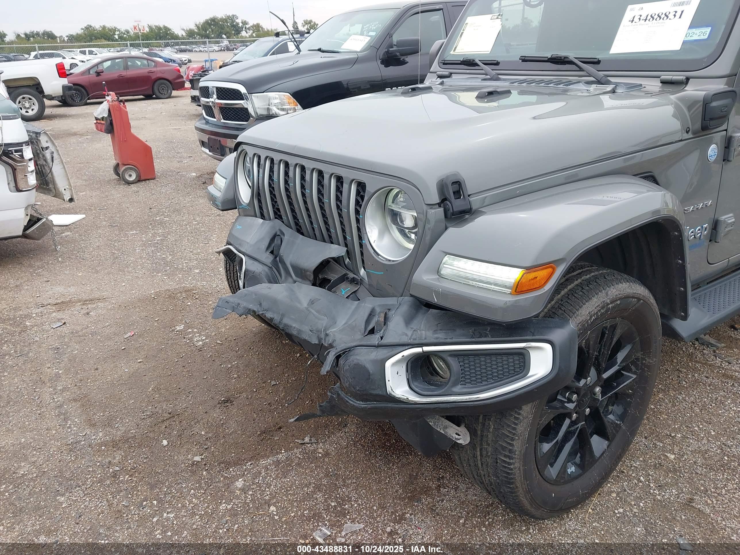 JEEP WRANGLER image 6