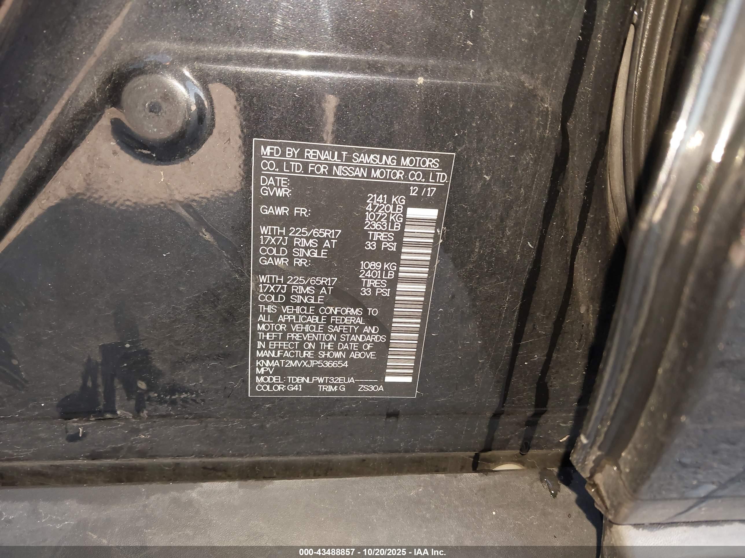 NISSAN ROGUE image 9