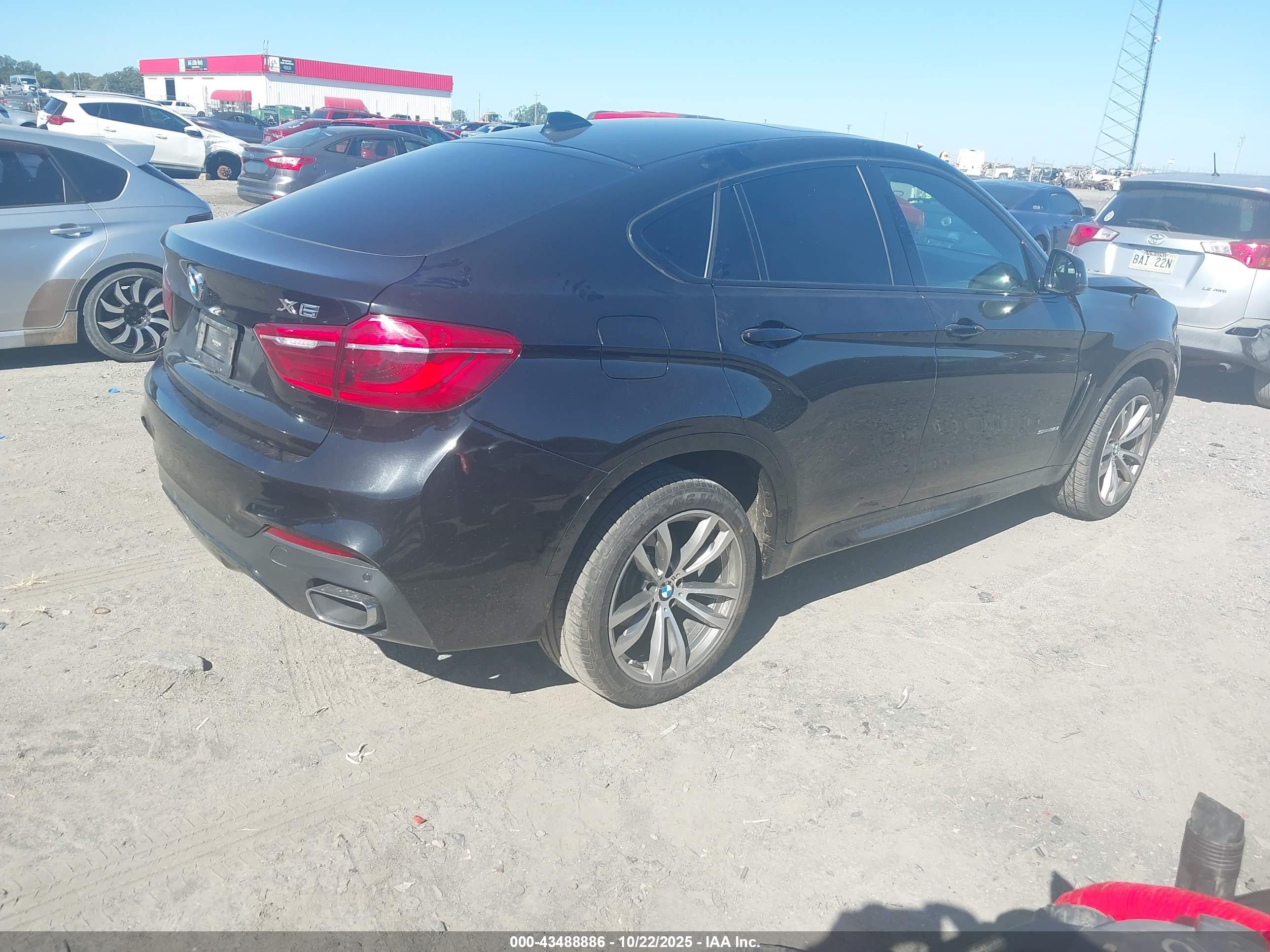 BMW X6 image 4