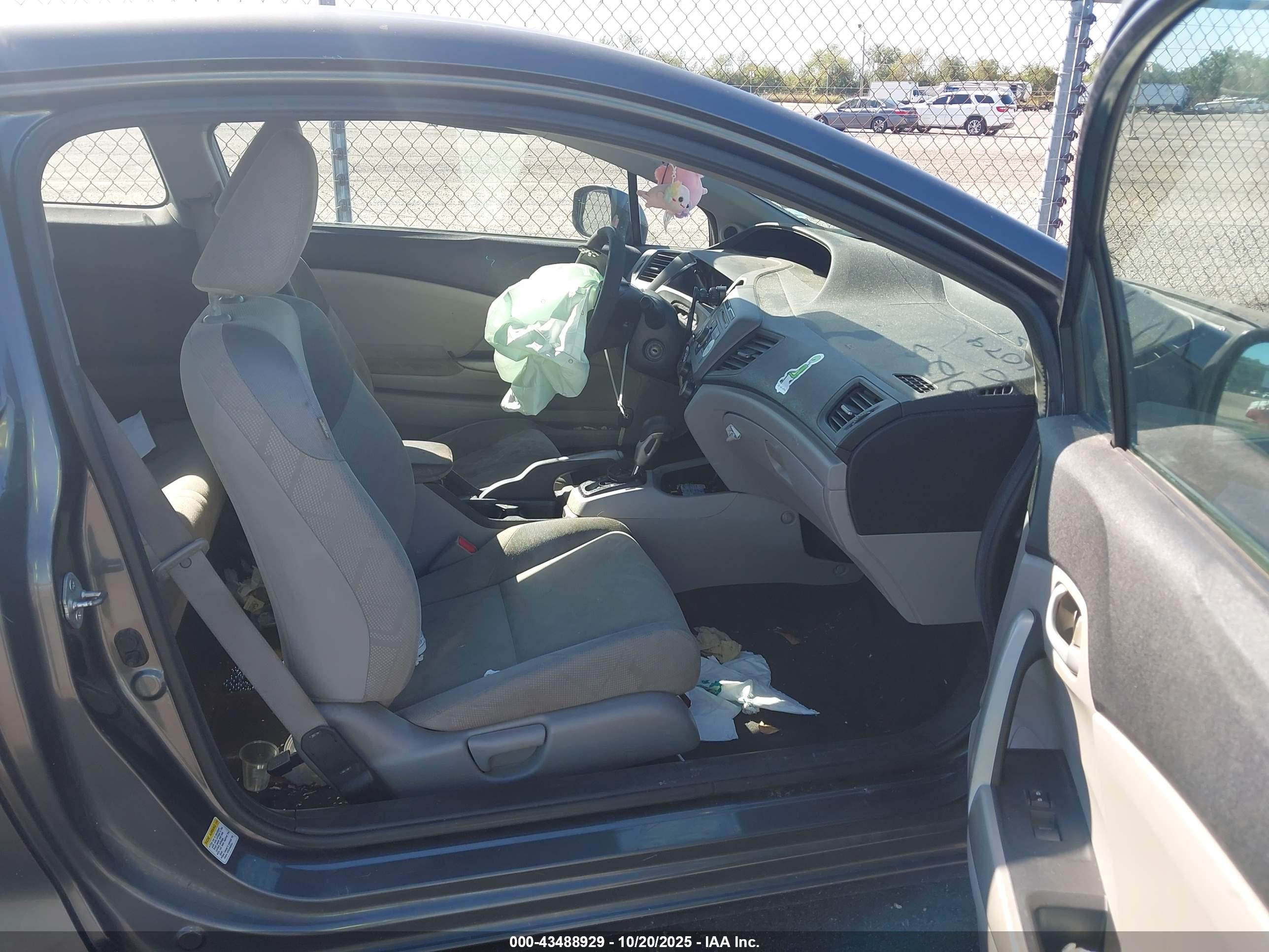 HONDA CIVIC image 5