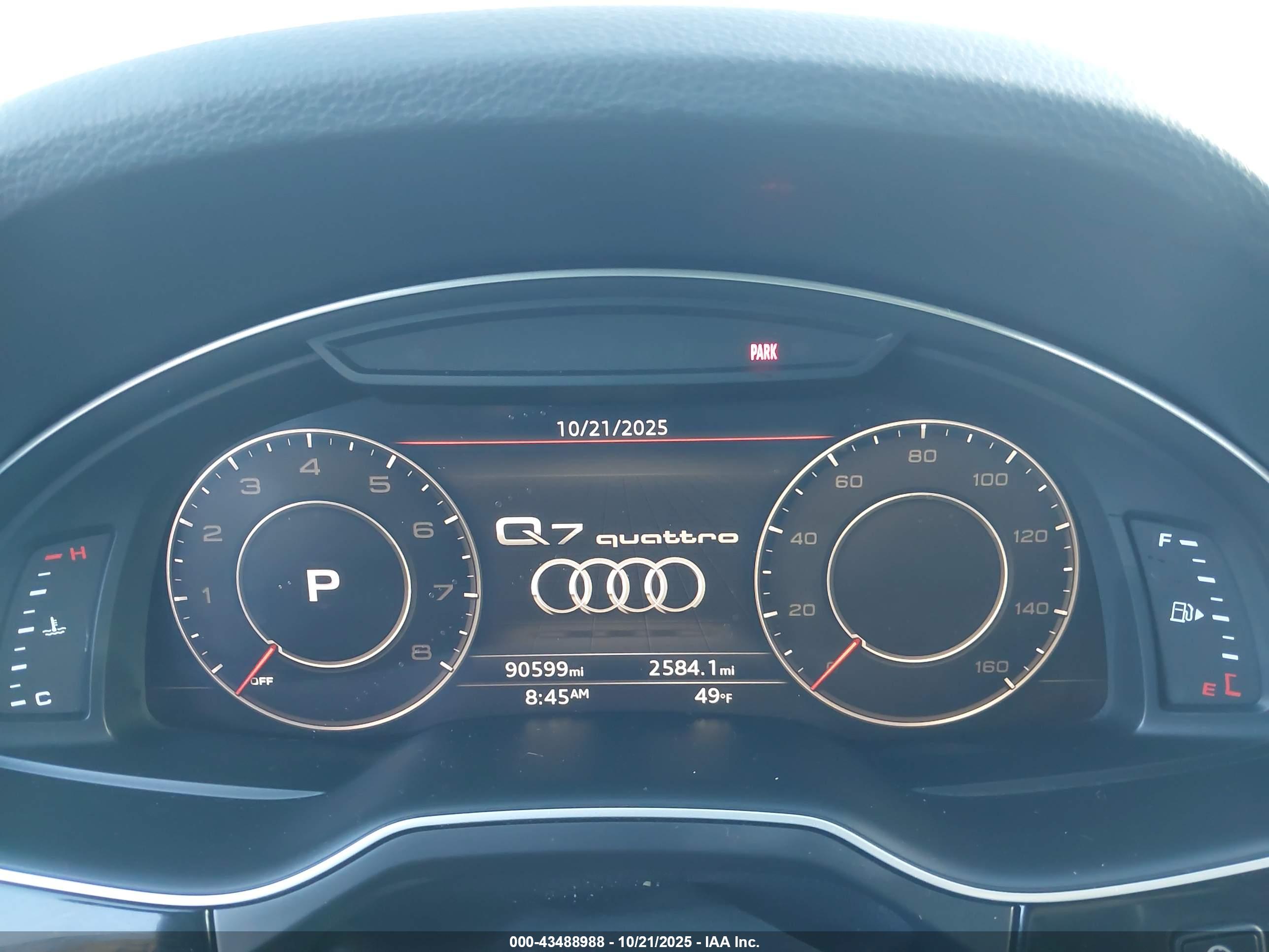 AUDI Q7 image 7