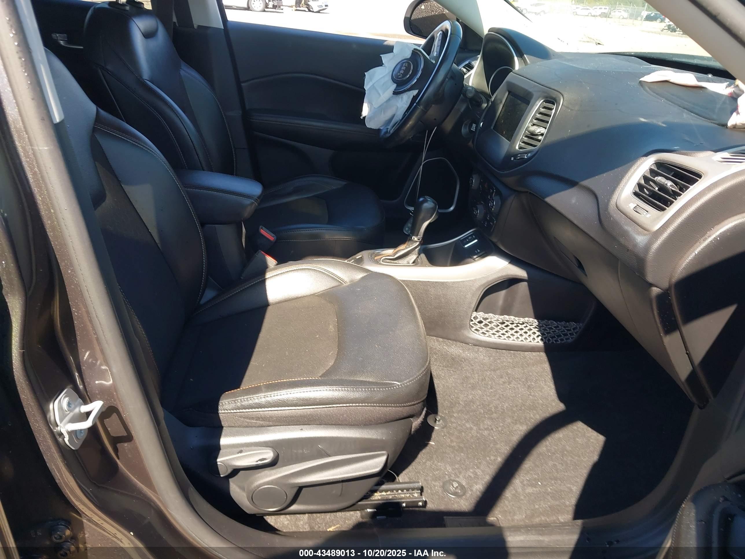 JEEP COMPASS image 5