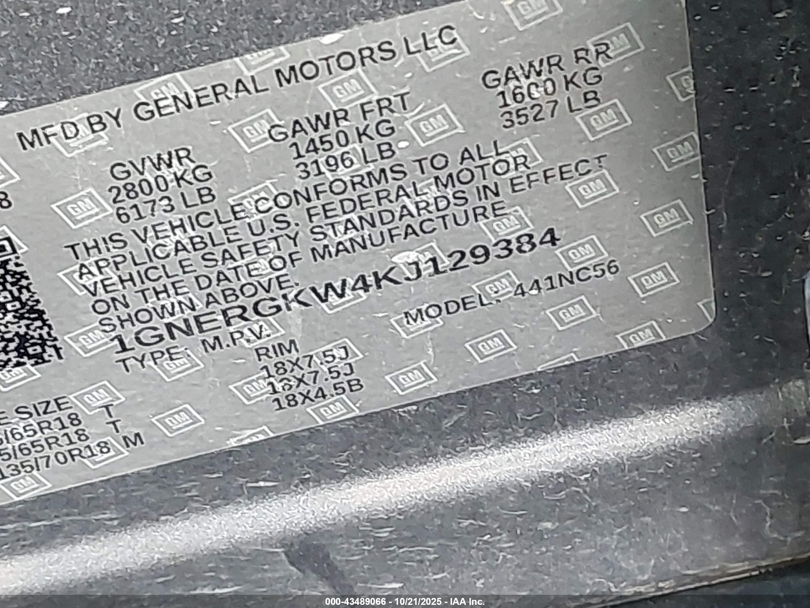CHEVROLET TRAVERSE image 9