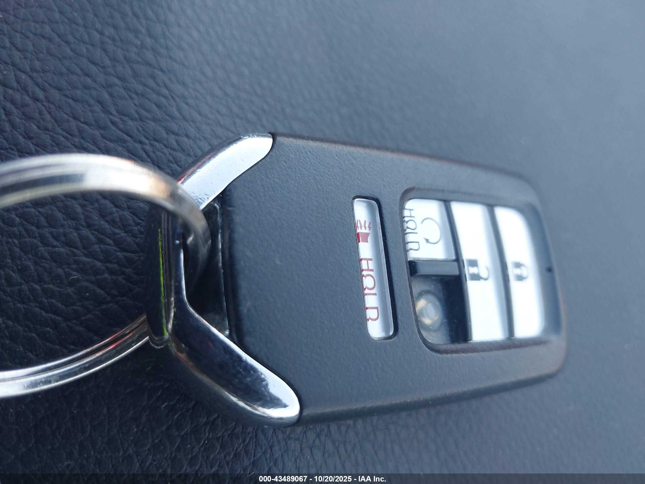 HONDA CR-V image 11