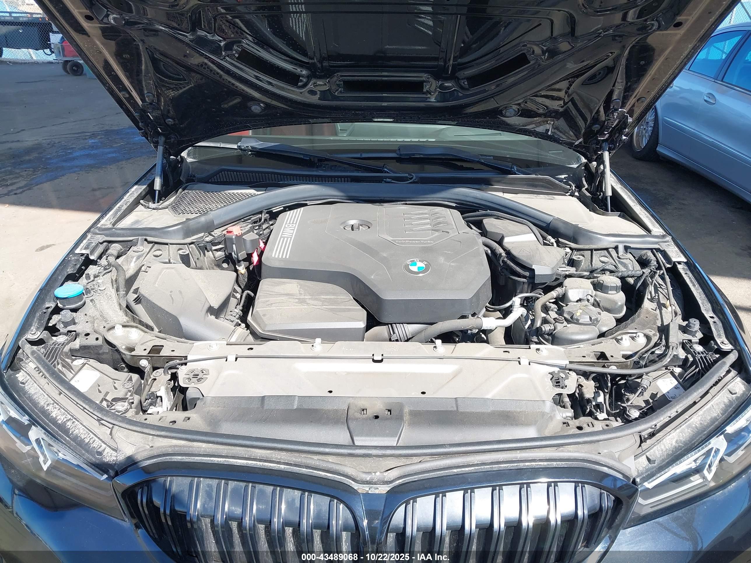 BMW 330I image 10