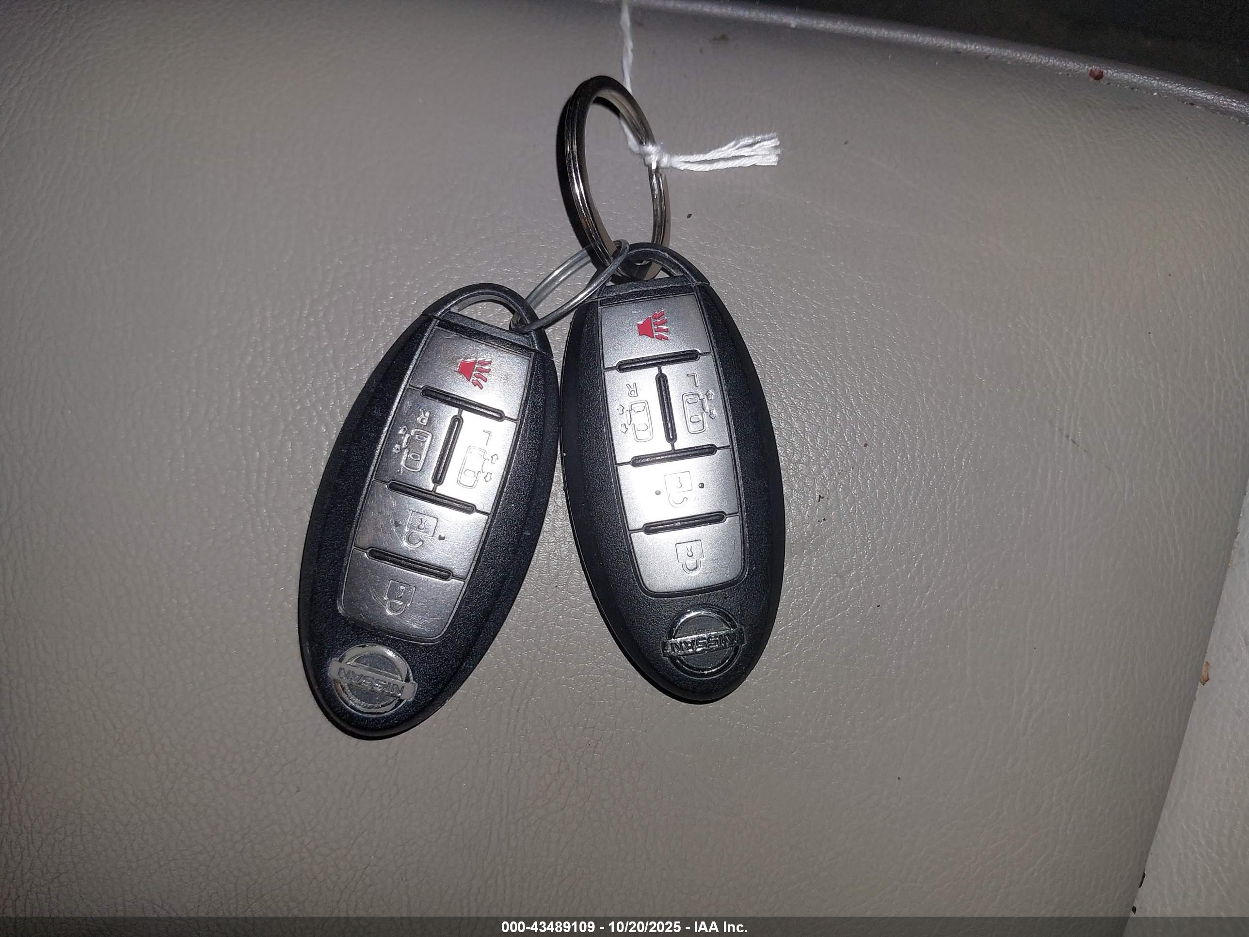 NISSAN QUEST image 11