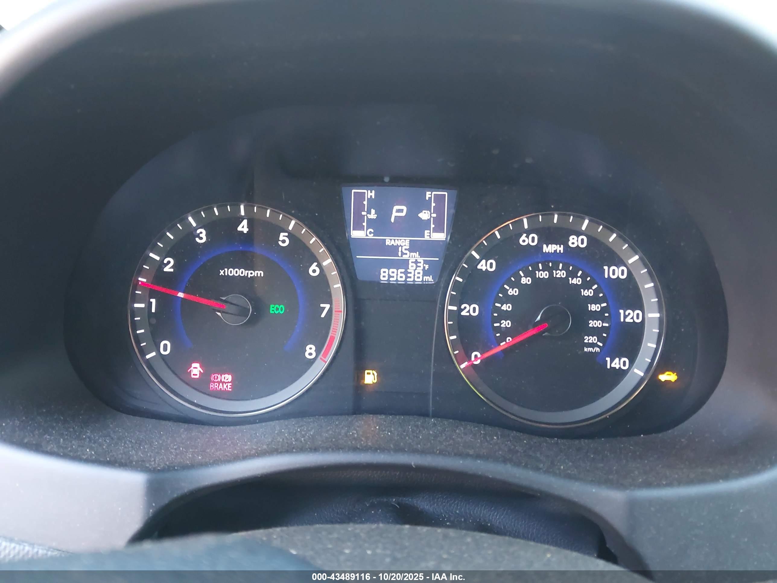 HYUNDAI ACCENT image 7