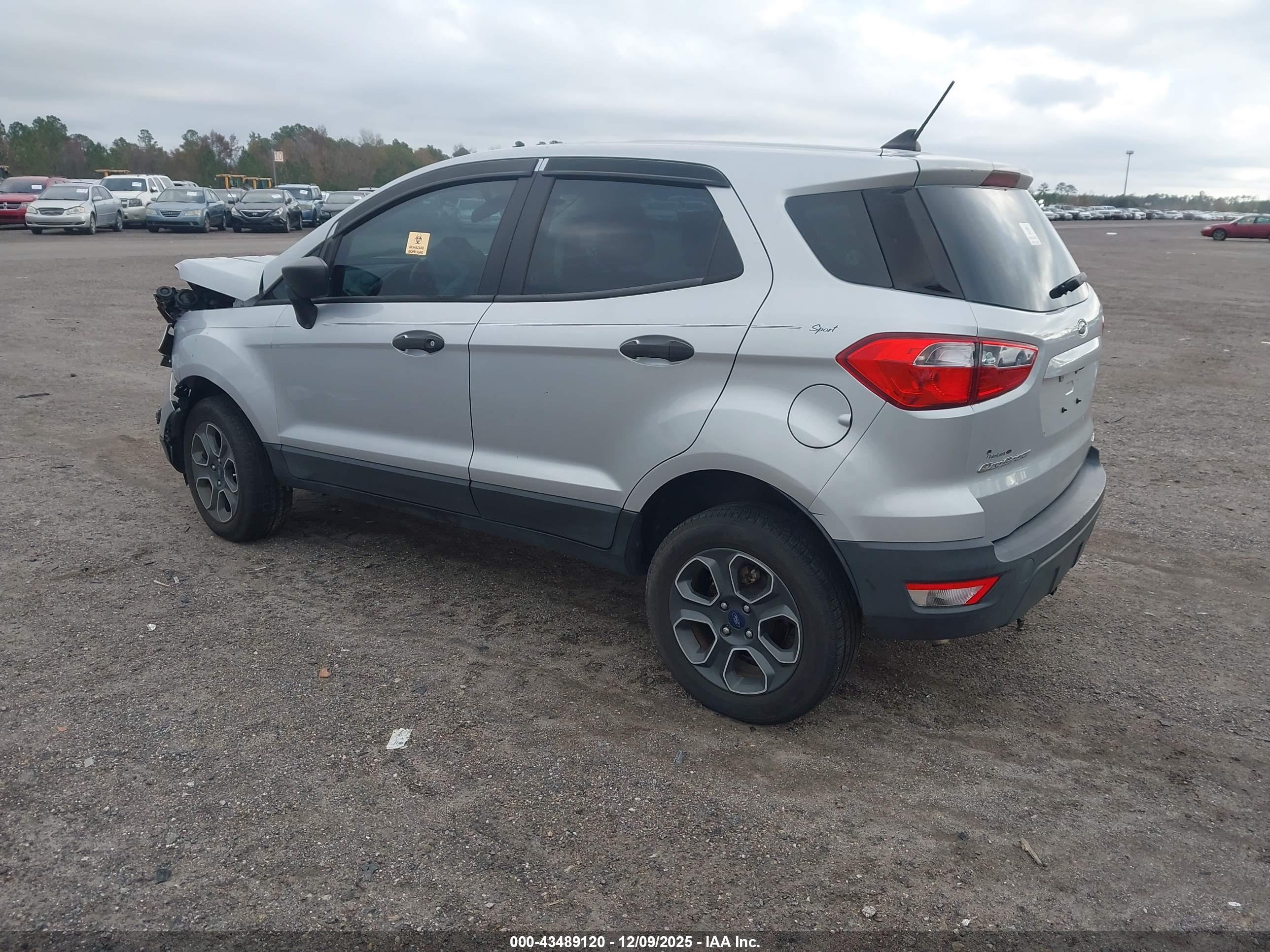 FORD ECOSPORT image 3