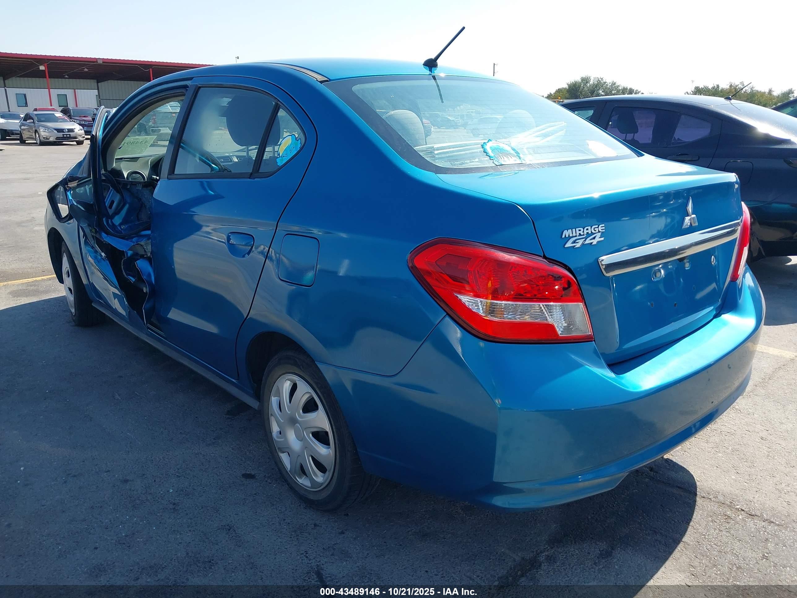 MITSUBISHI MIRAGE image 3