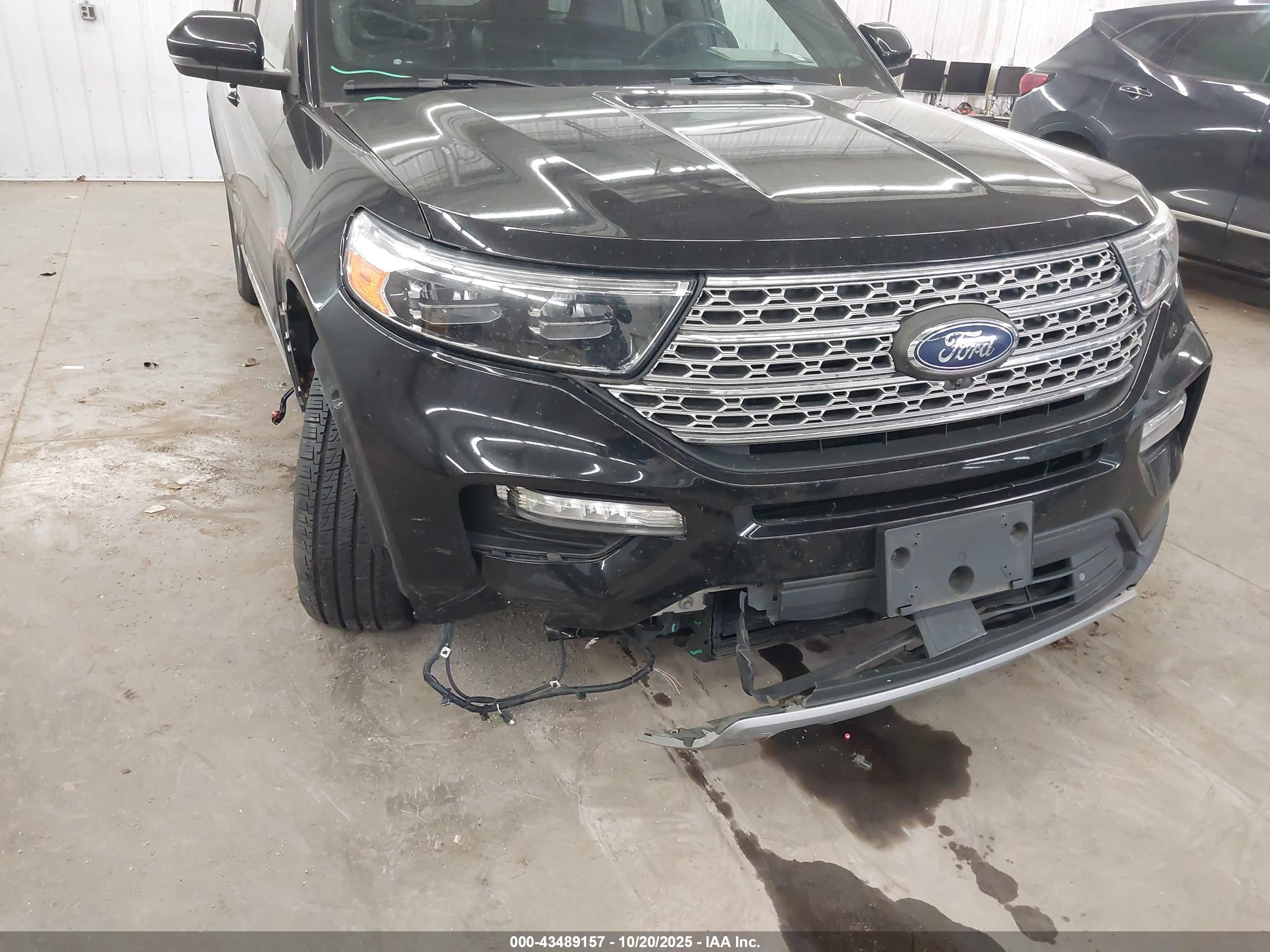 FORD EXPLORER image 6