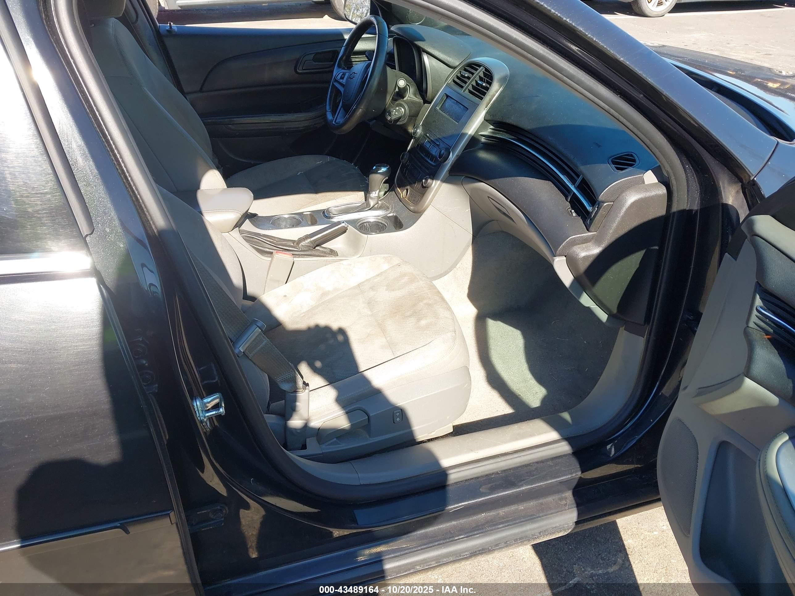 CHEVROLET MALIBU image 5