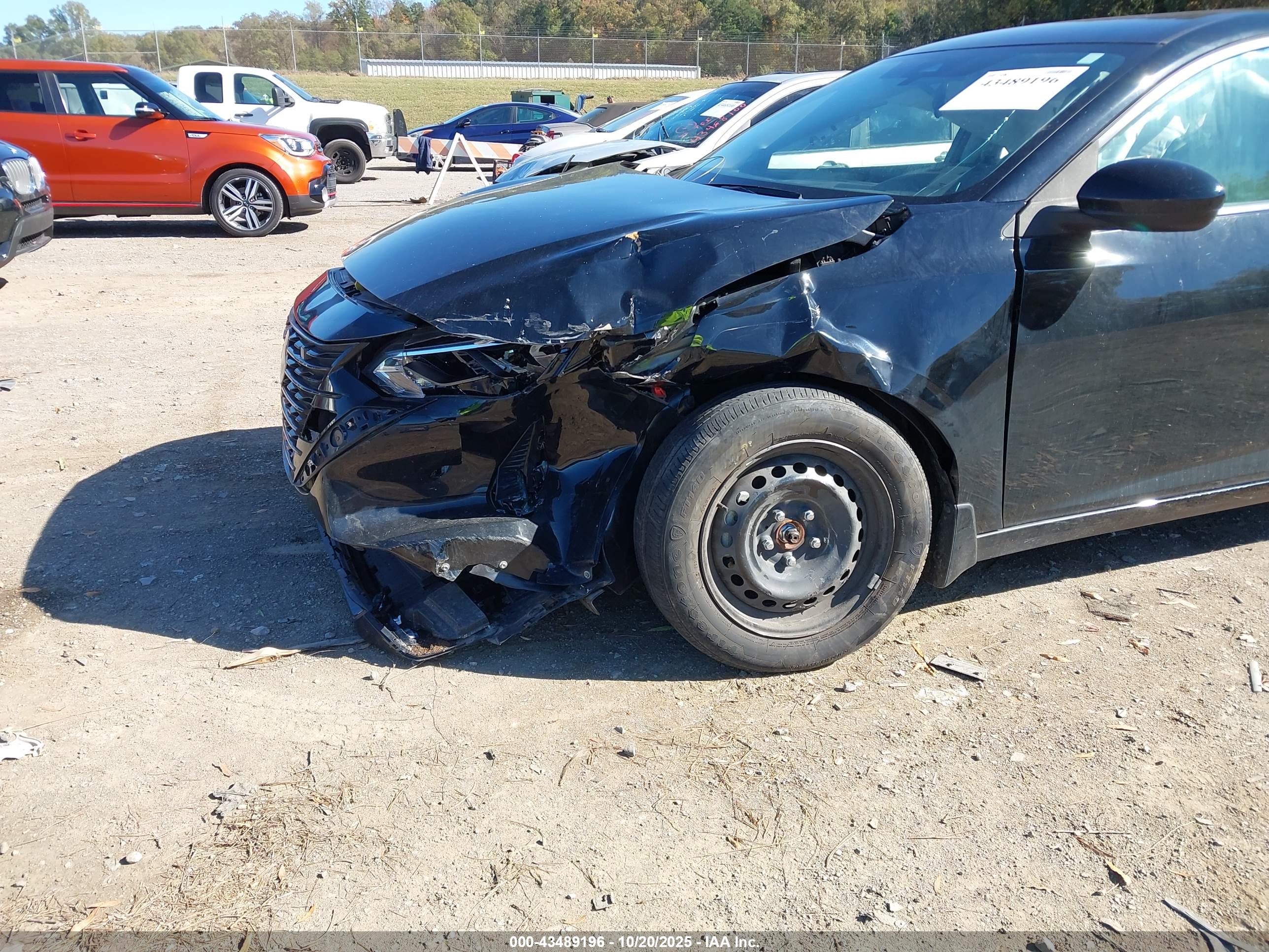 NISSAN SENTRA image 6