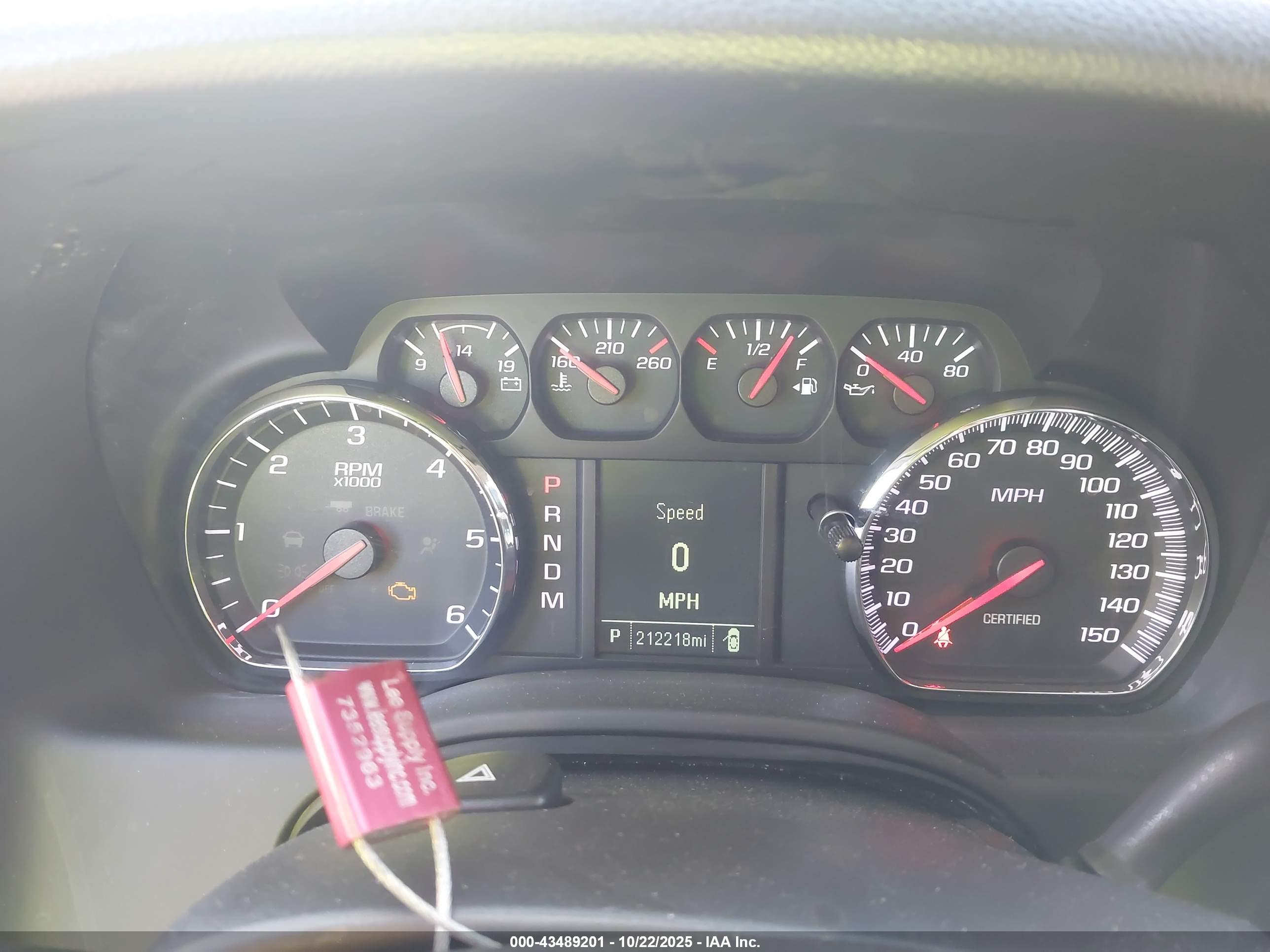 CHEVROLET TAHOE image 7