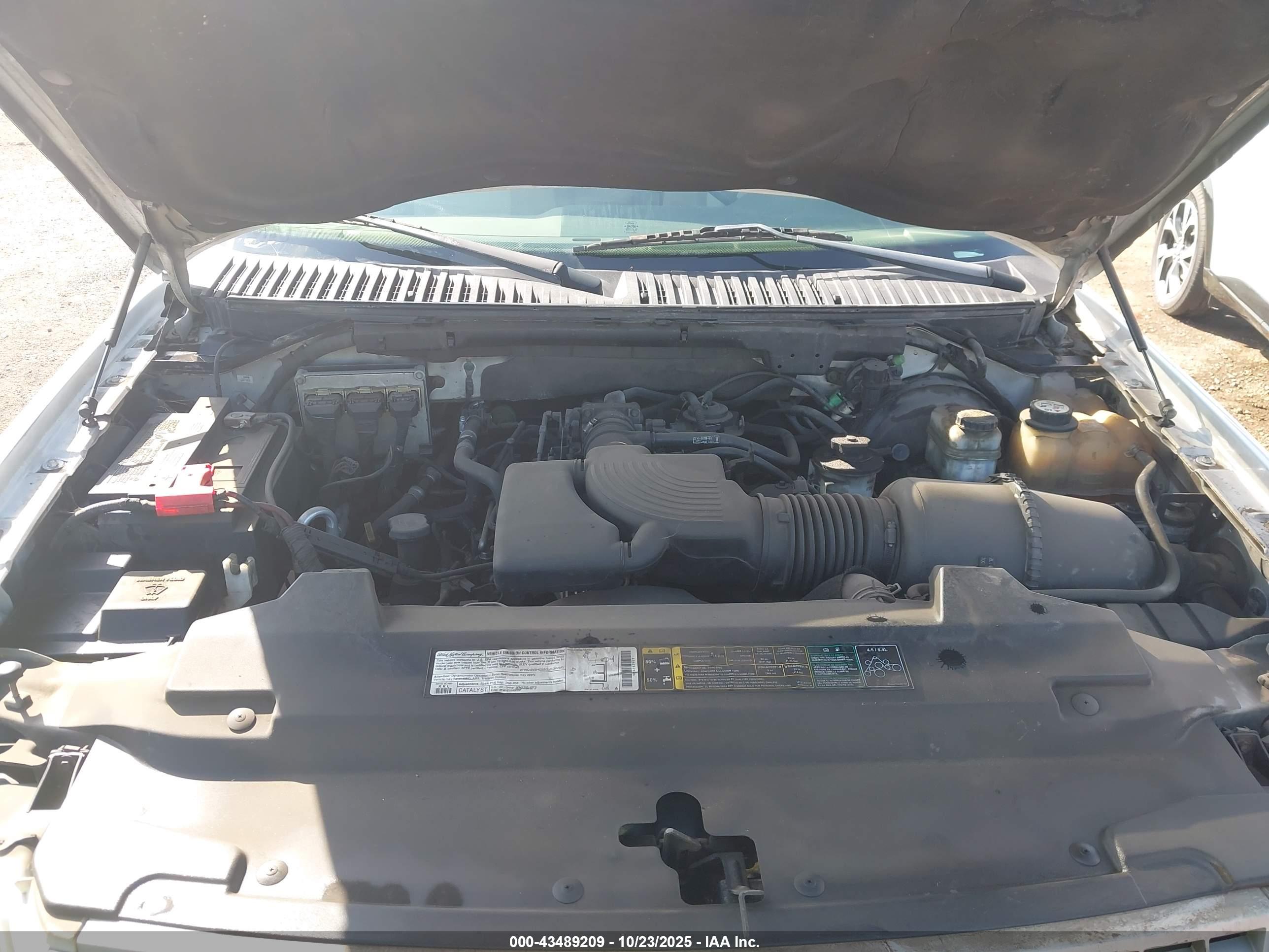 FORD EXPEDITION image 10