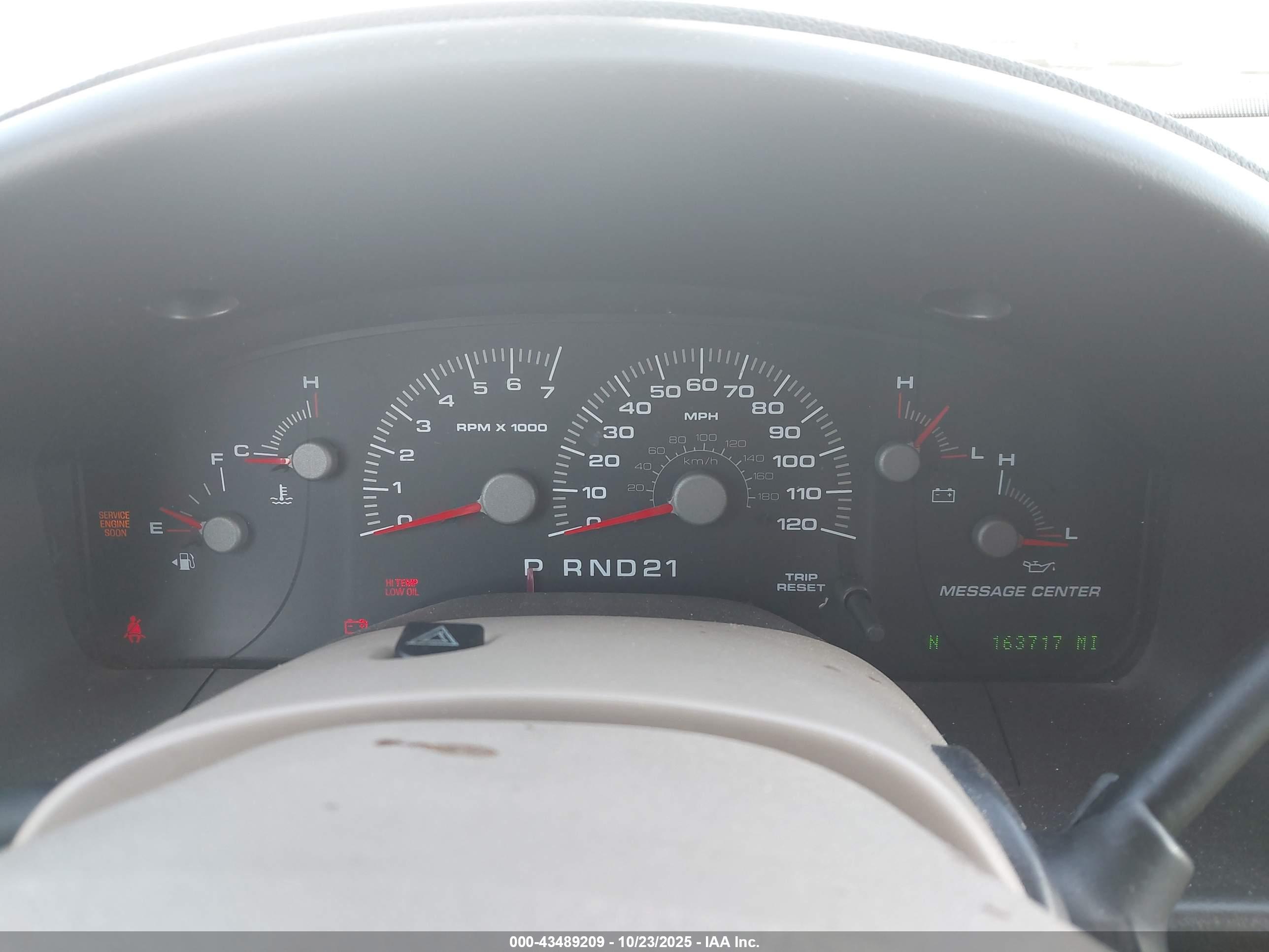 FORD EXPEDITION image 7