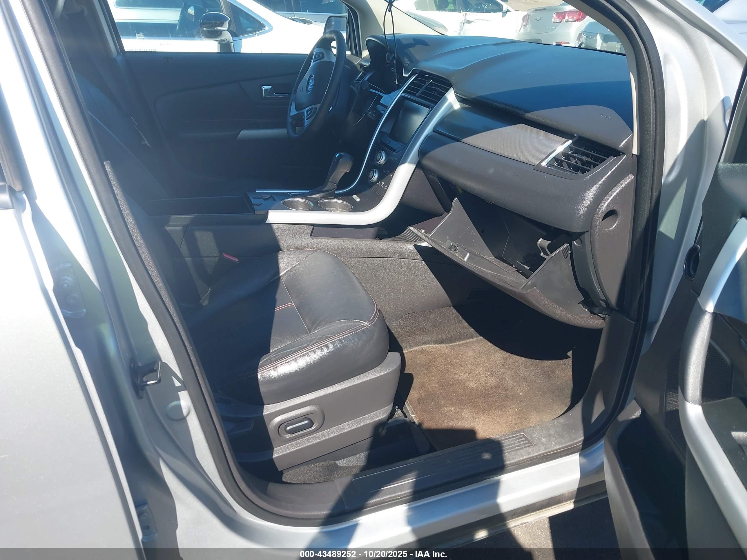 FORD EDGE image 5