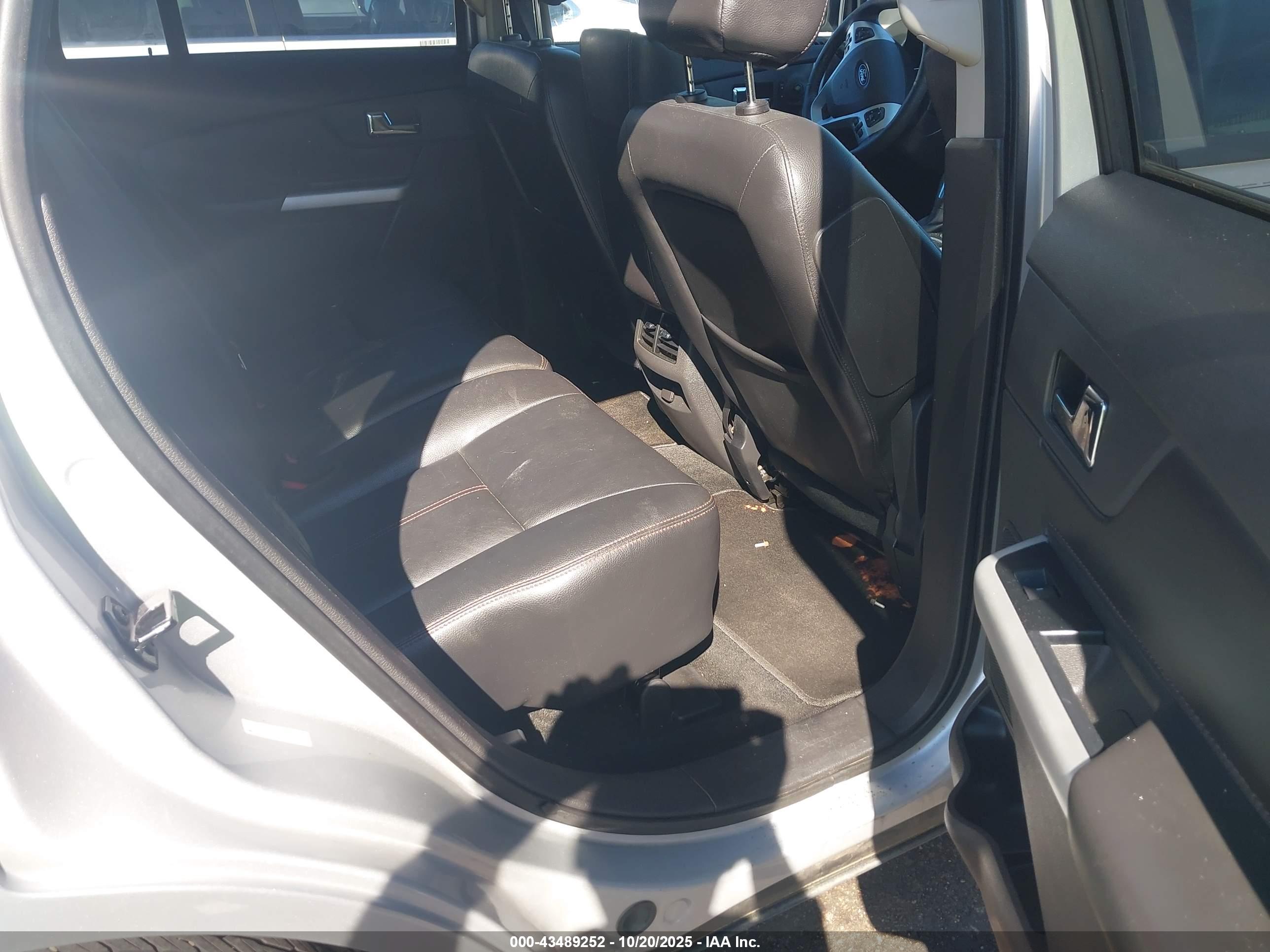 FORD EDGE image 8
