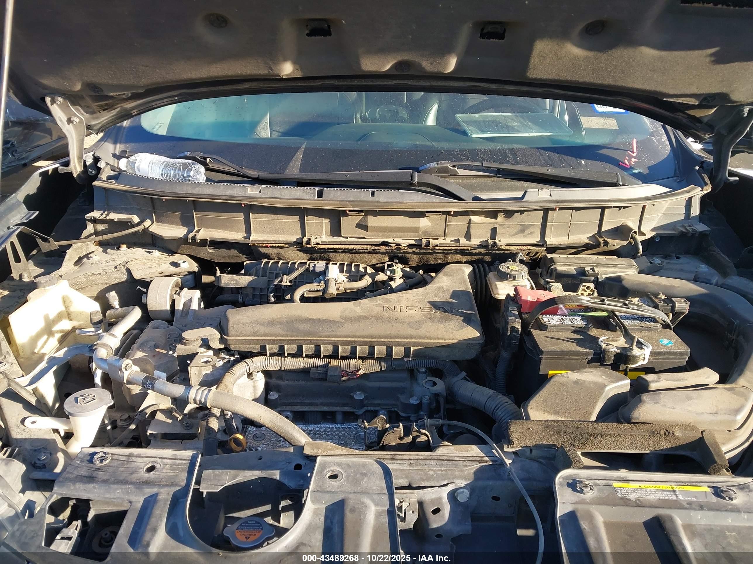 NISSAN ROGUE image 10
