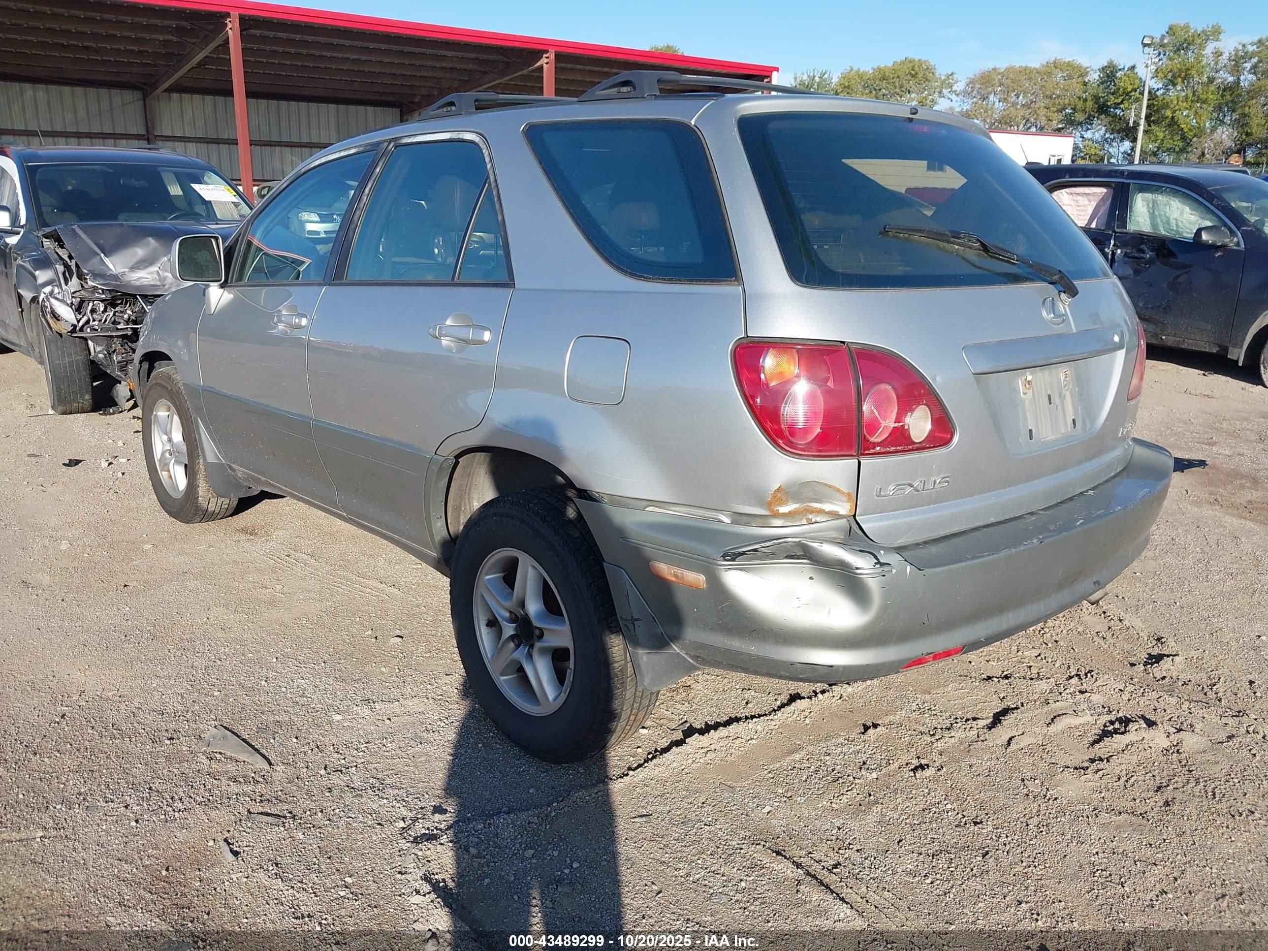 LEXUS RX image 3