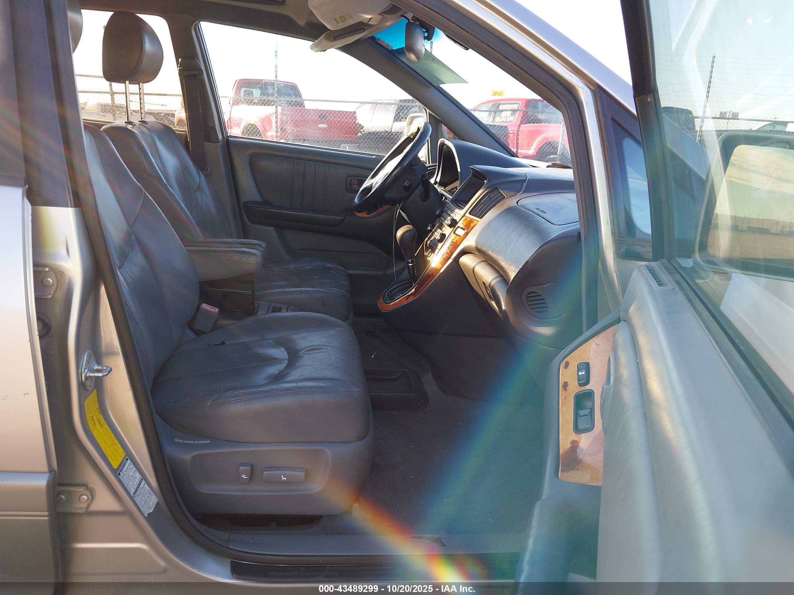 LEXUS RX image 5