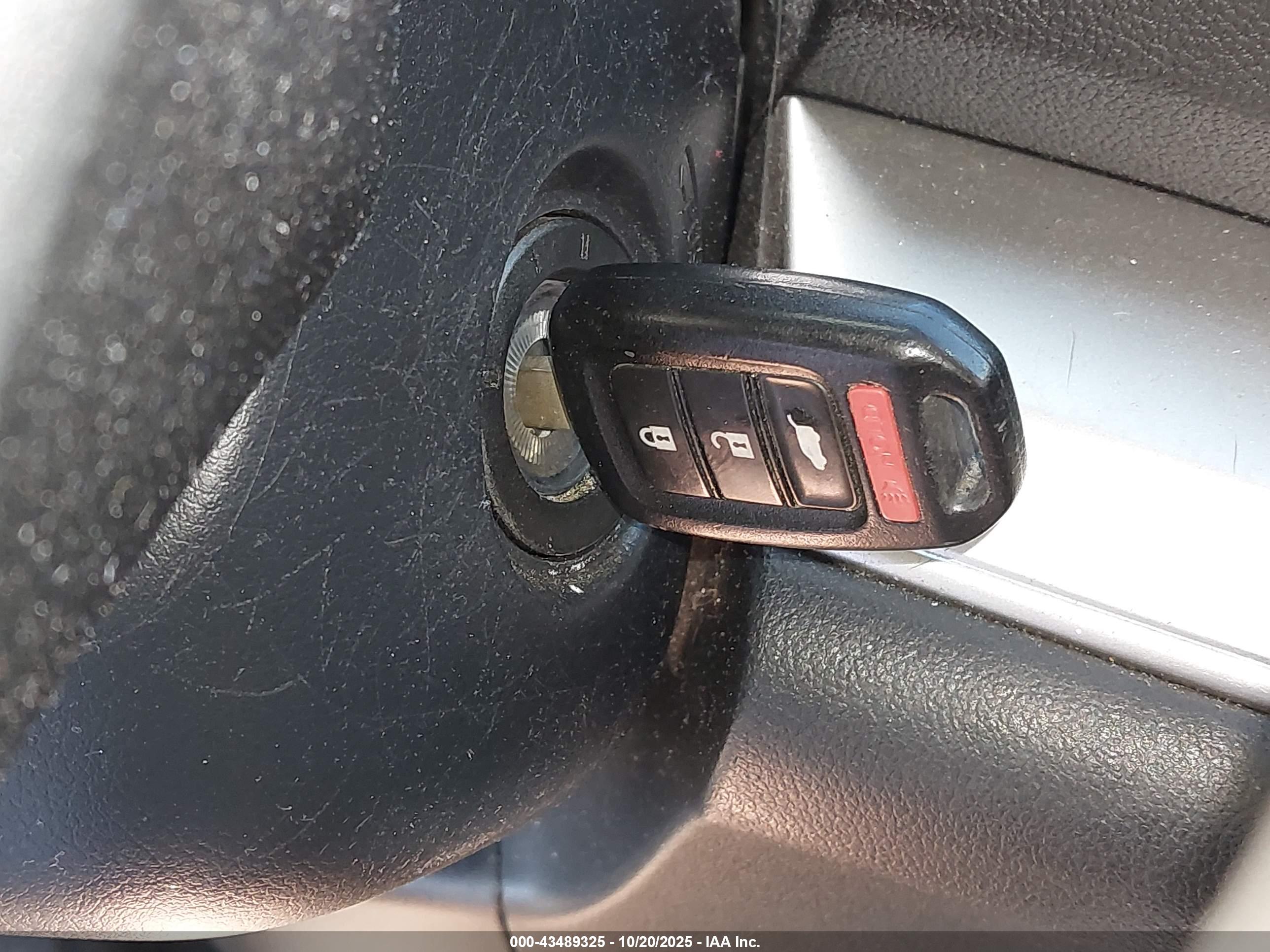 HONDA CR-V image 11