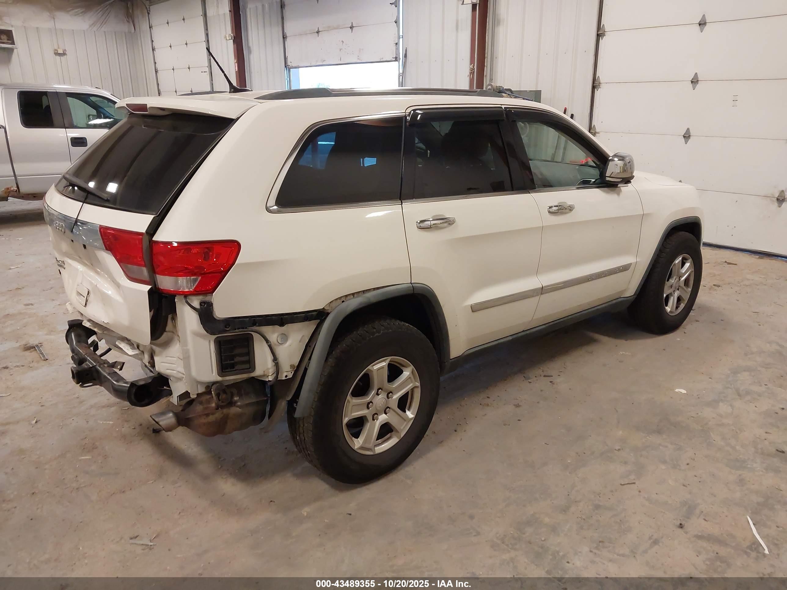 JEEP GRAND image 4