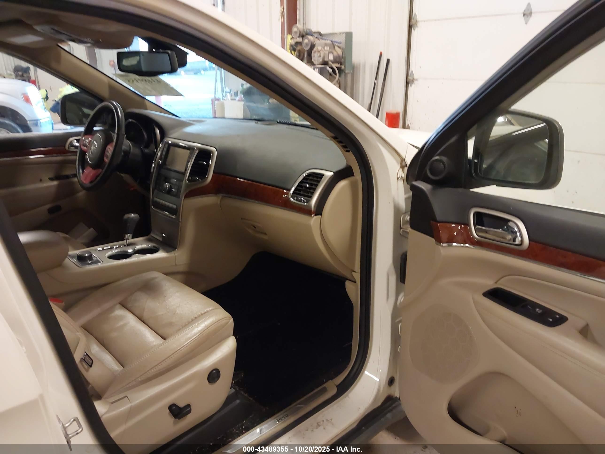 JEEP GRAND image 5