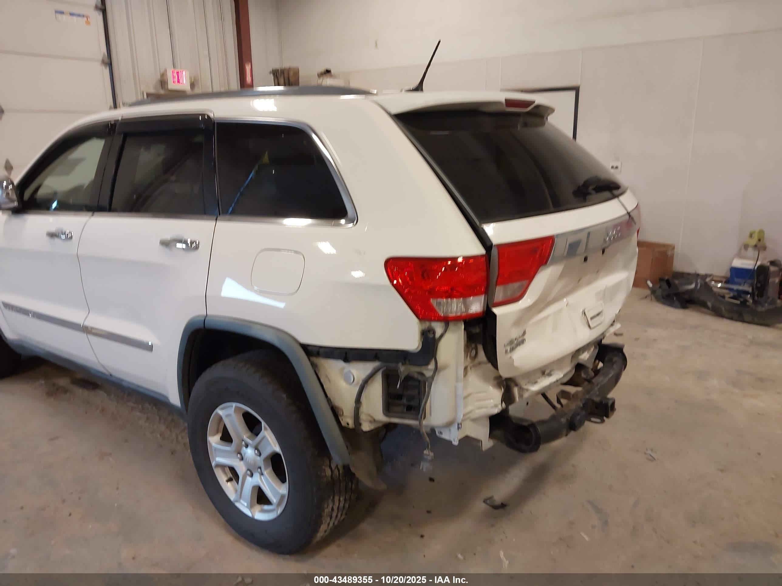 JEEP GRAND image 6