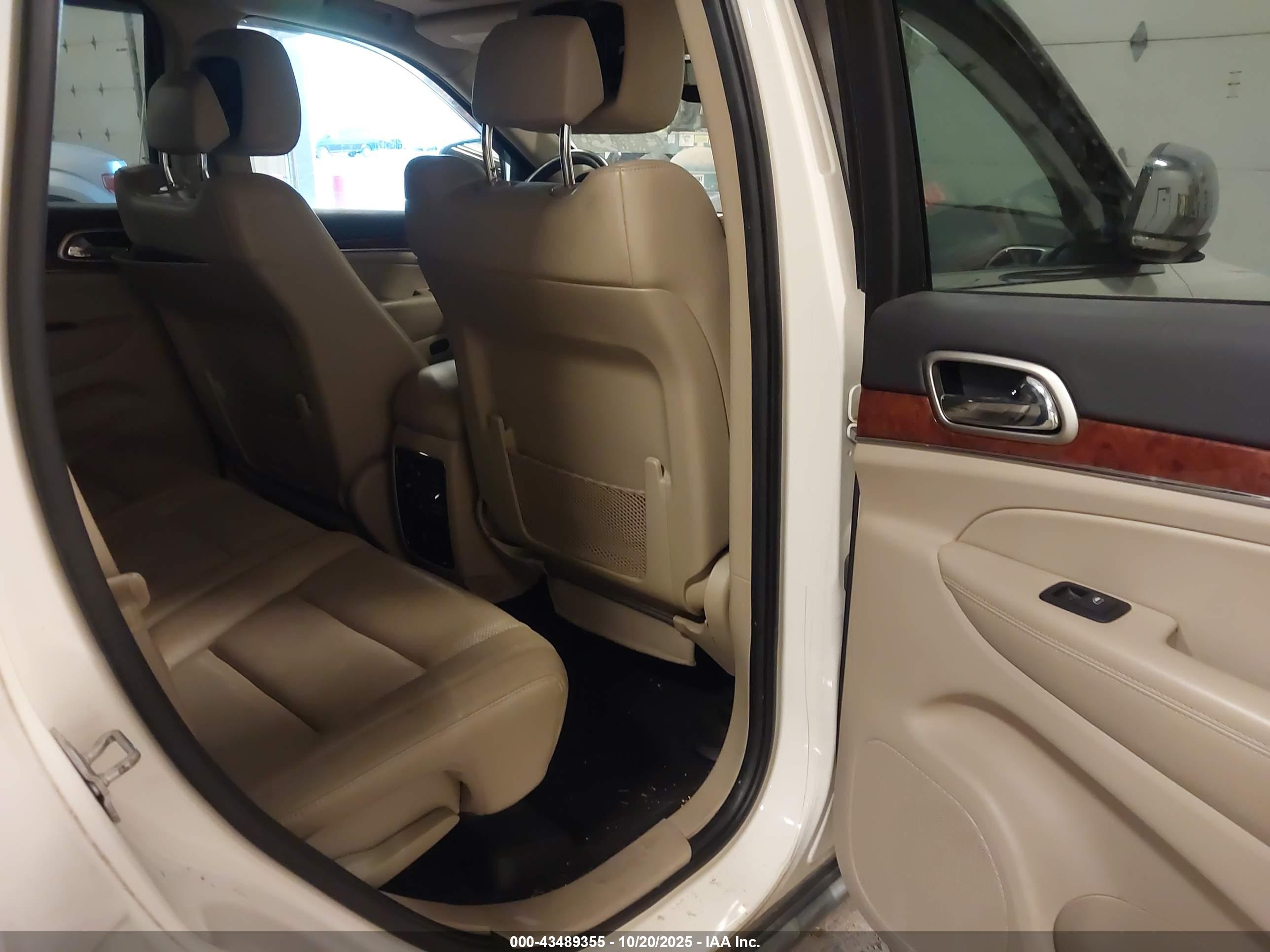 JEEP GRAND image 8