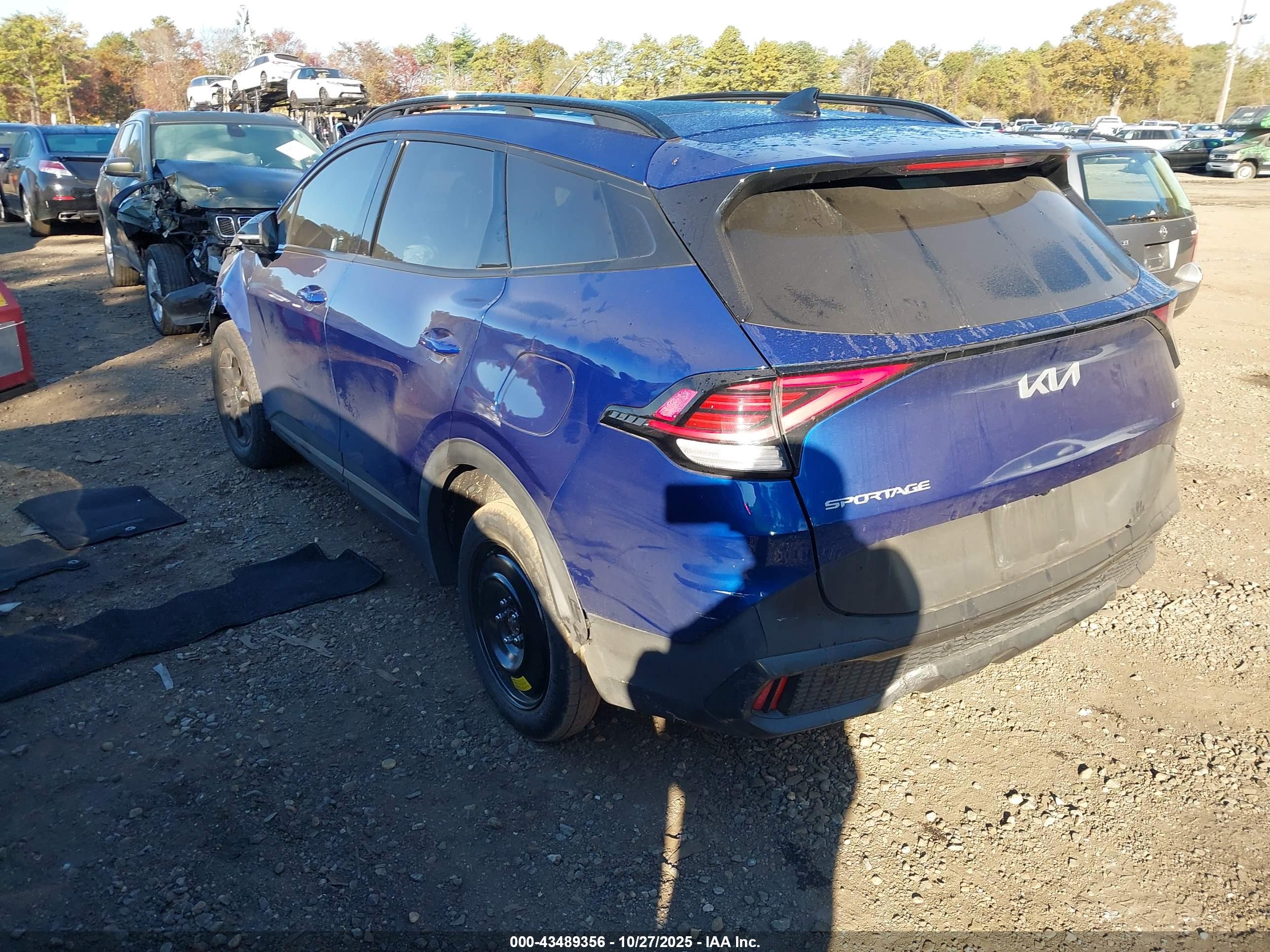 KIA SPORTAGE image 3