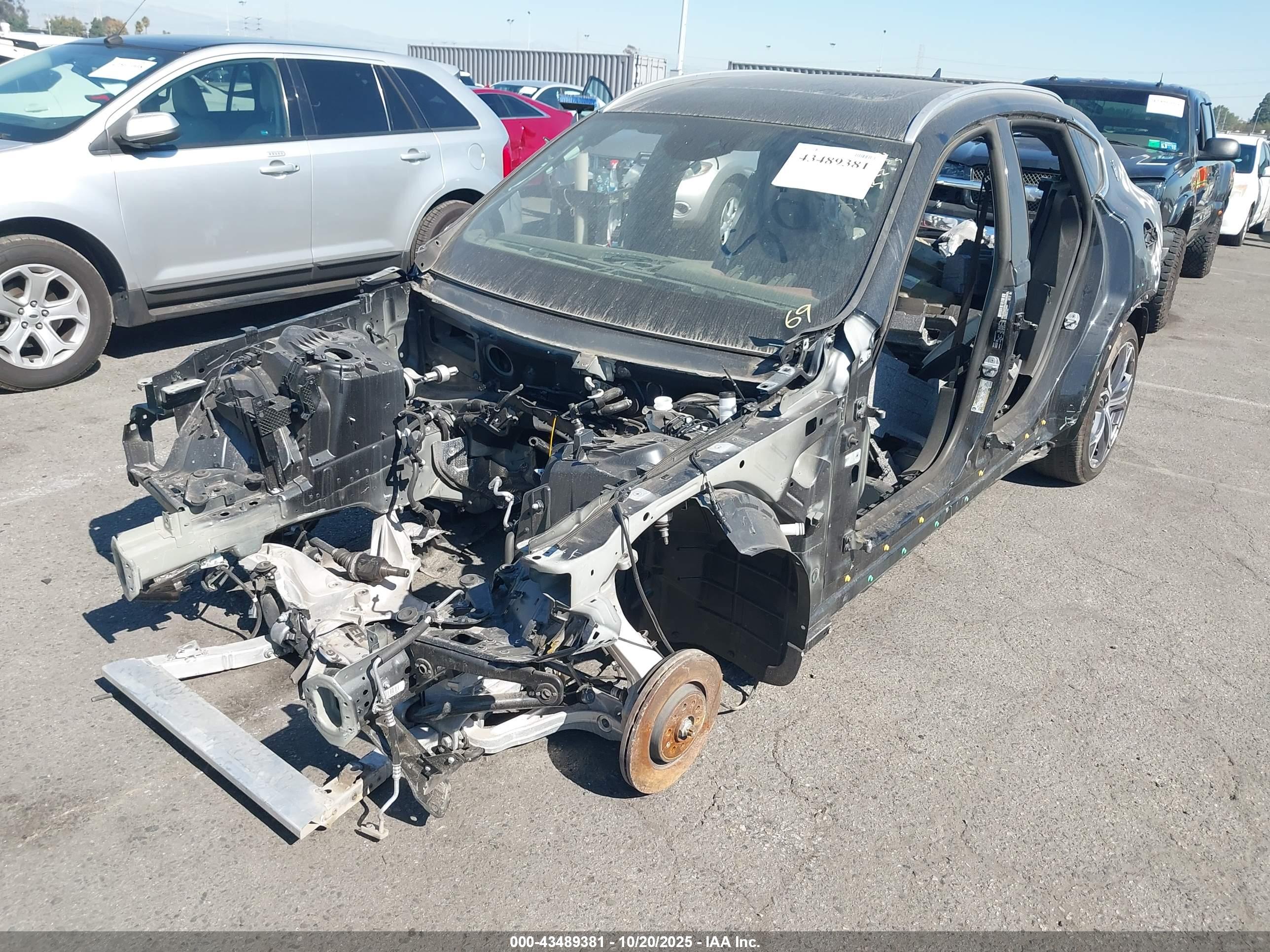 MASERATI LEVANTE image 6