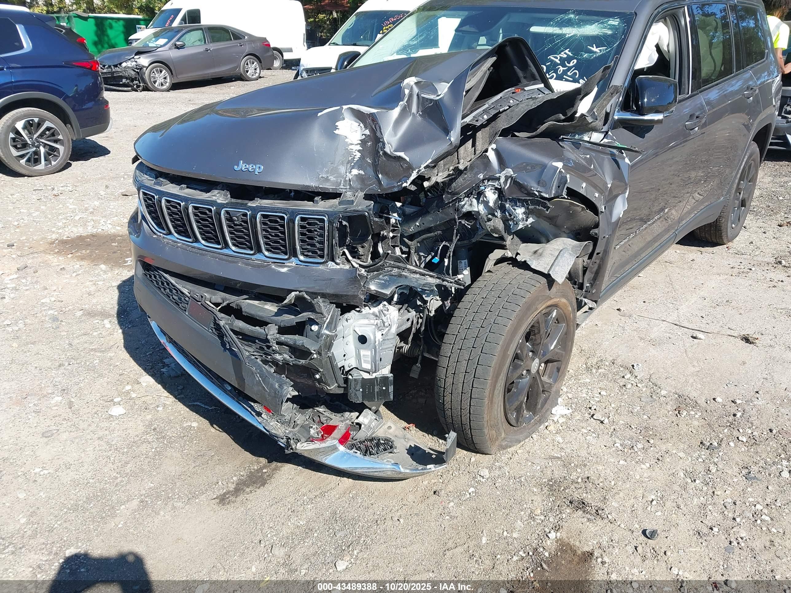 JEEP GRAND image 6