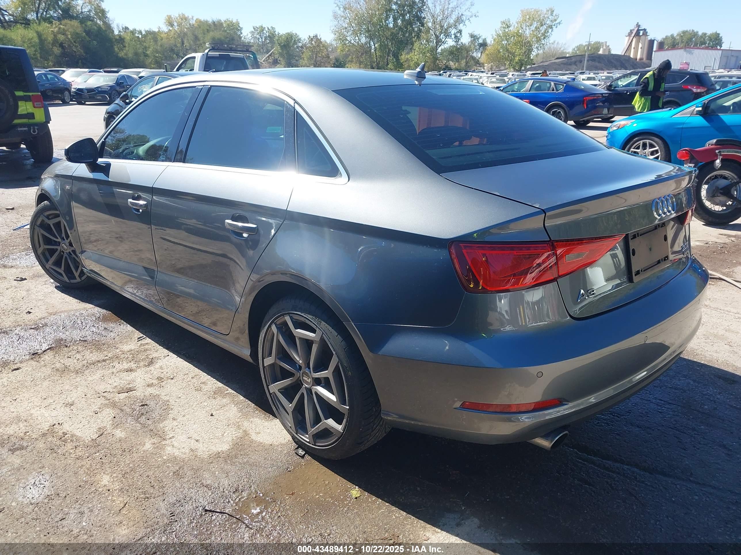 AUDI A3 image 3