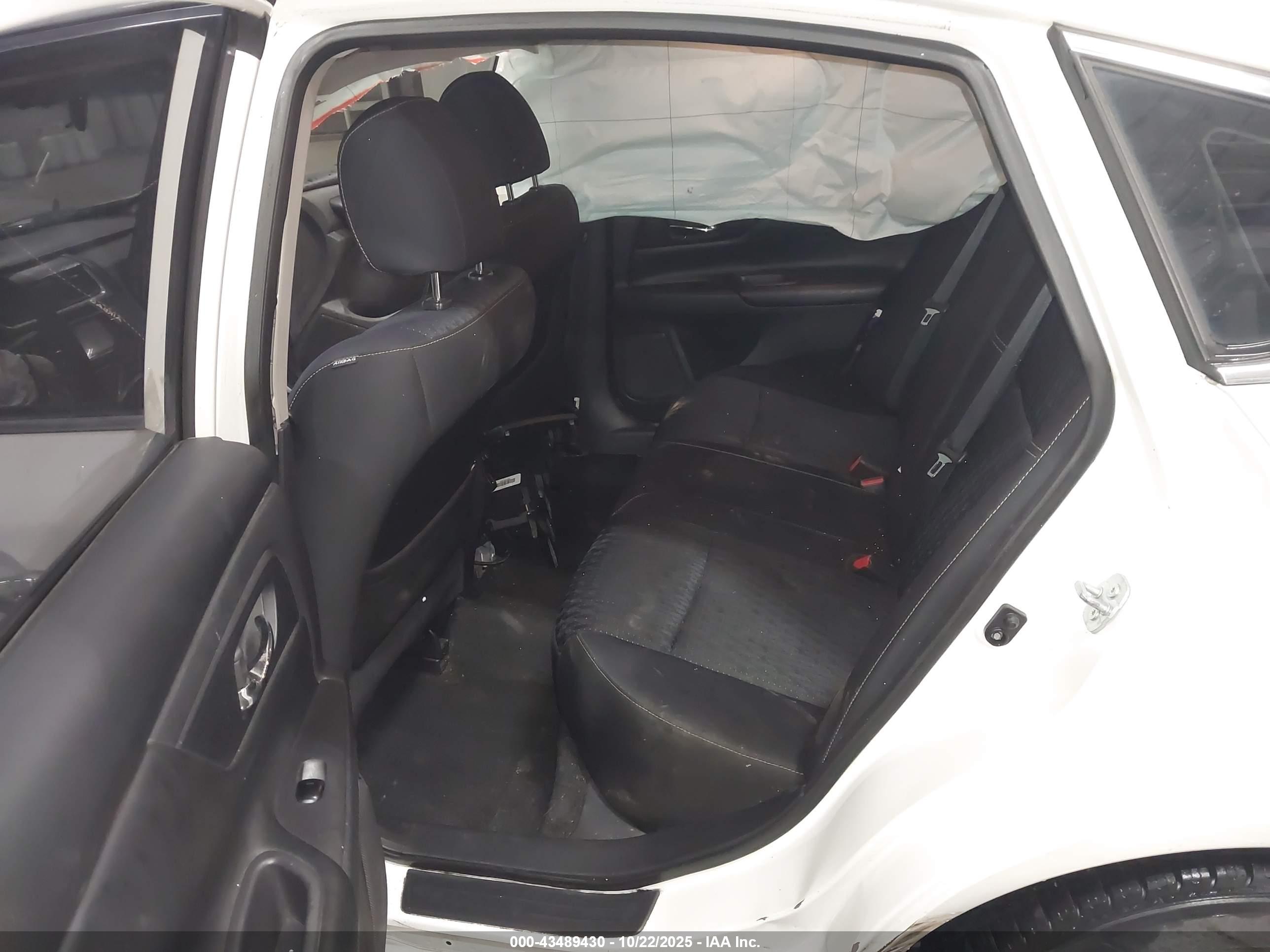 NISSAN ALTIMA image 8
