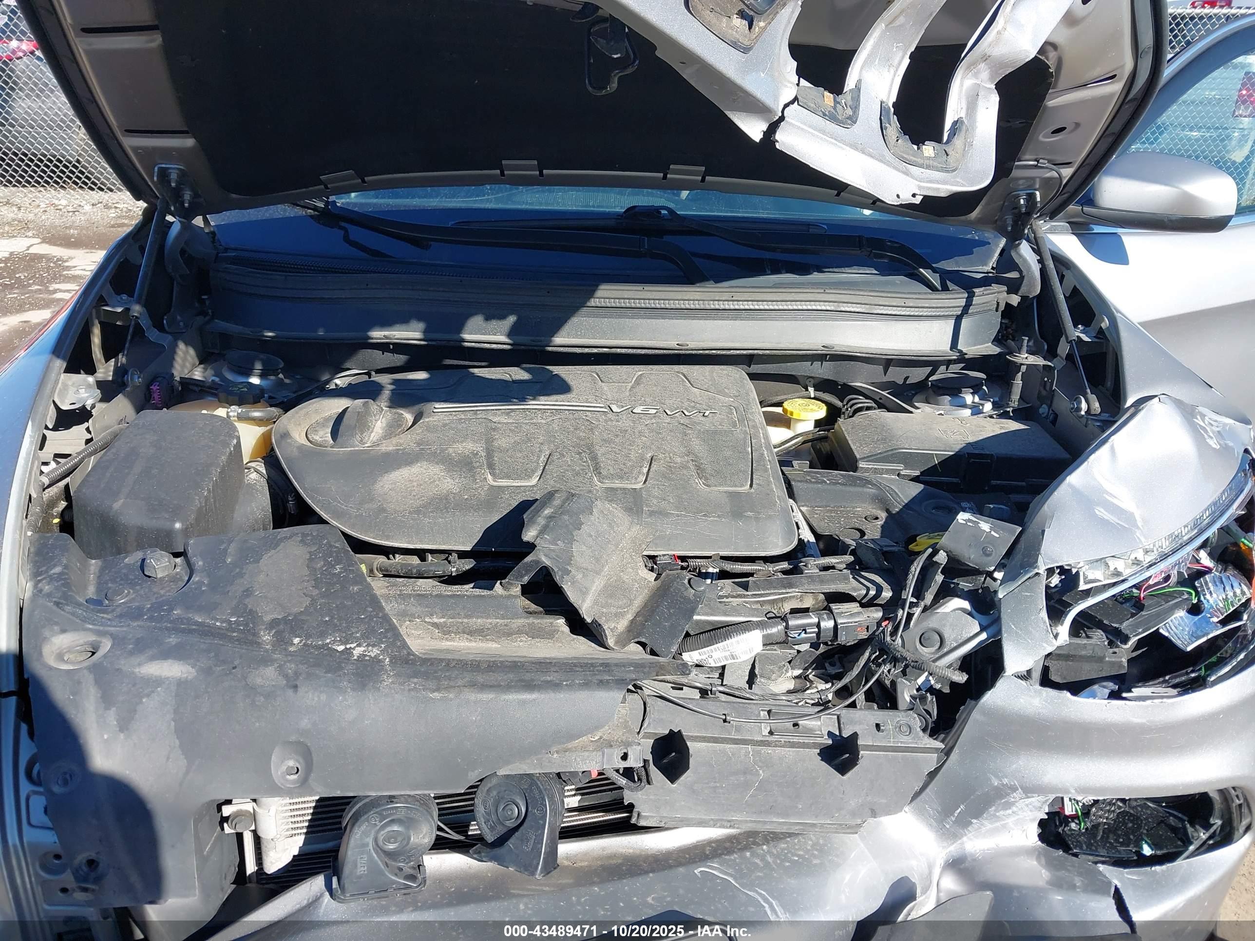 JEEP CHEROKEE image 10