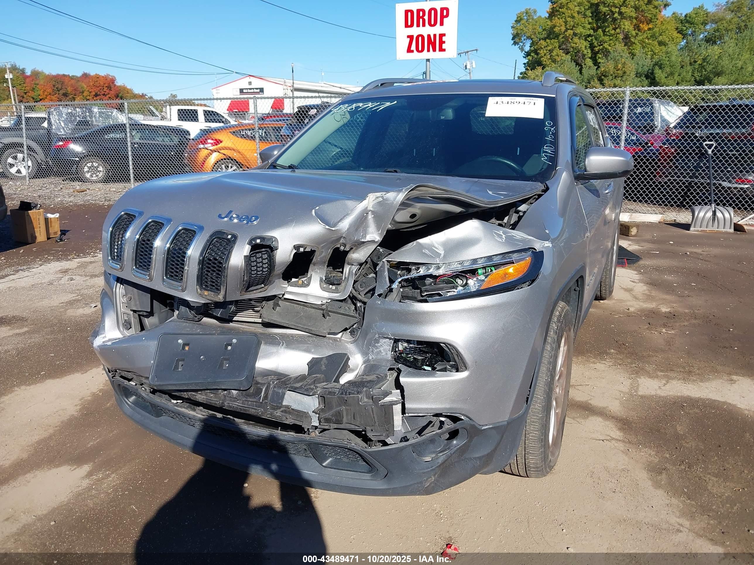 JEEP CHEROKEE image 6
