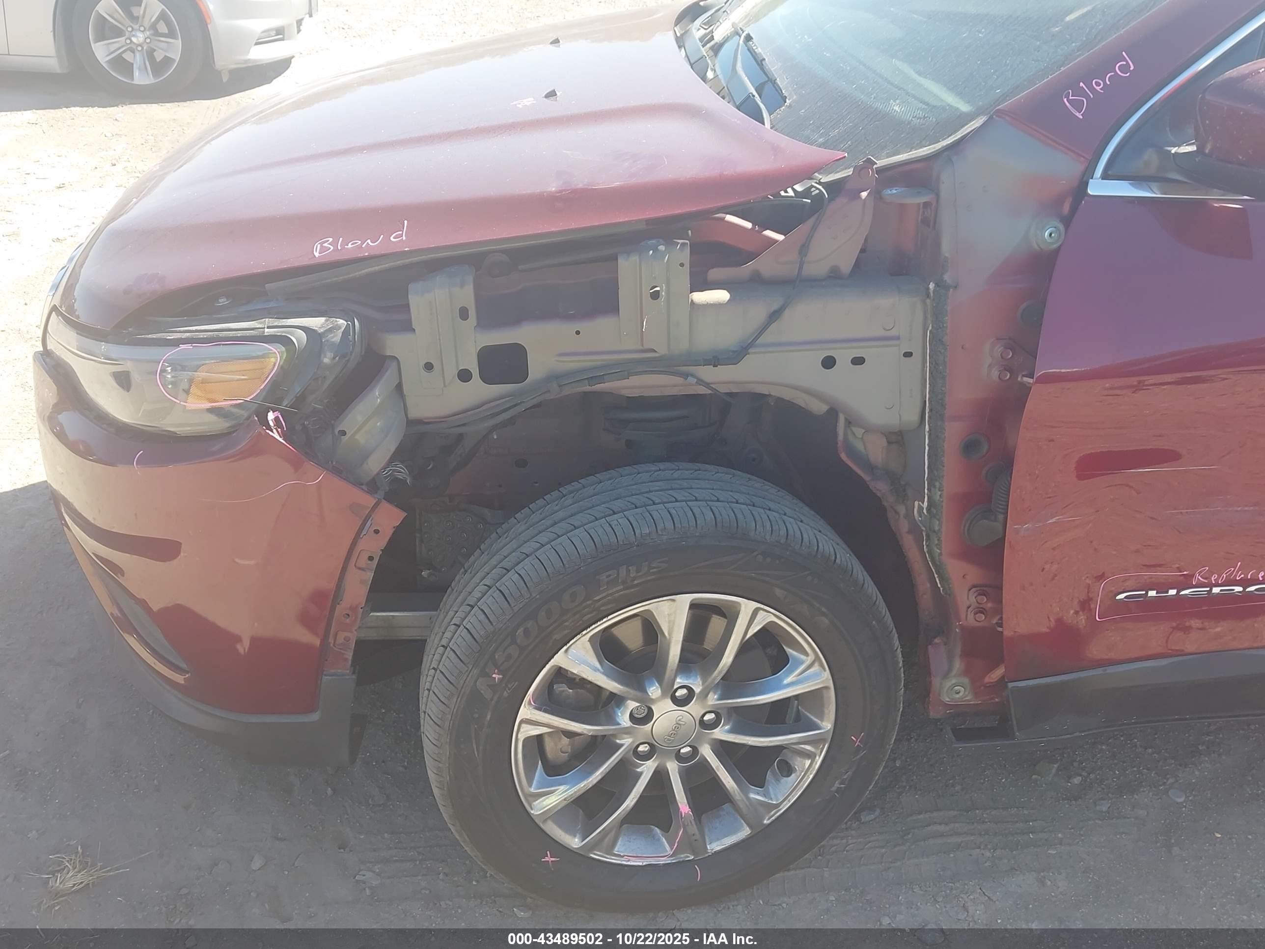 JEEP CHEROKEE image 6