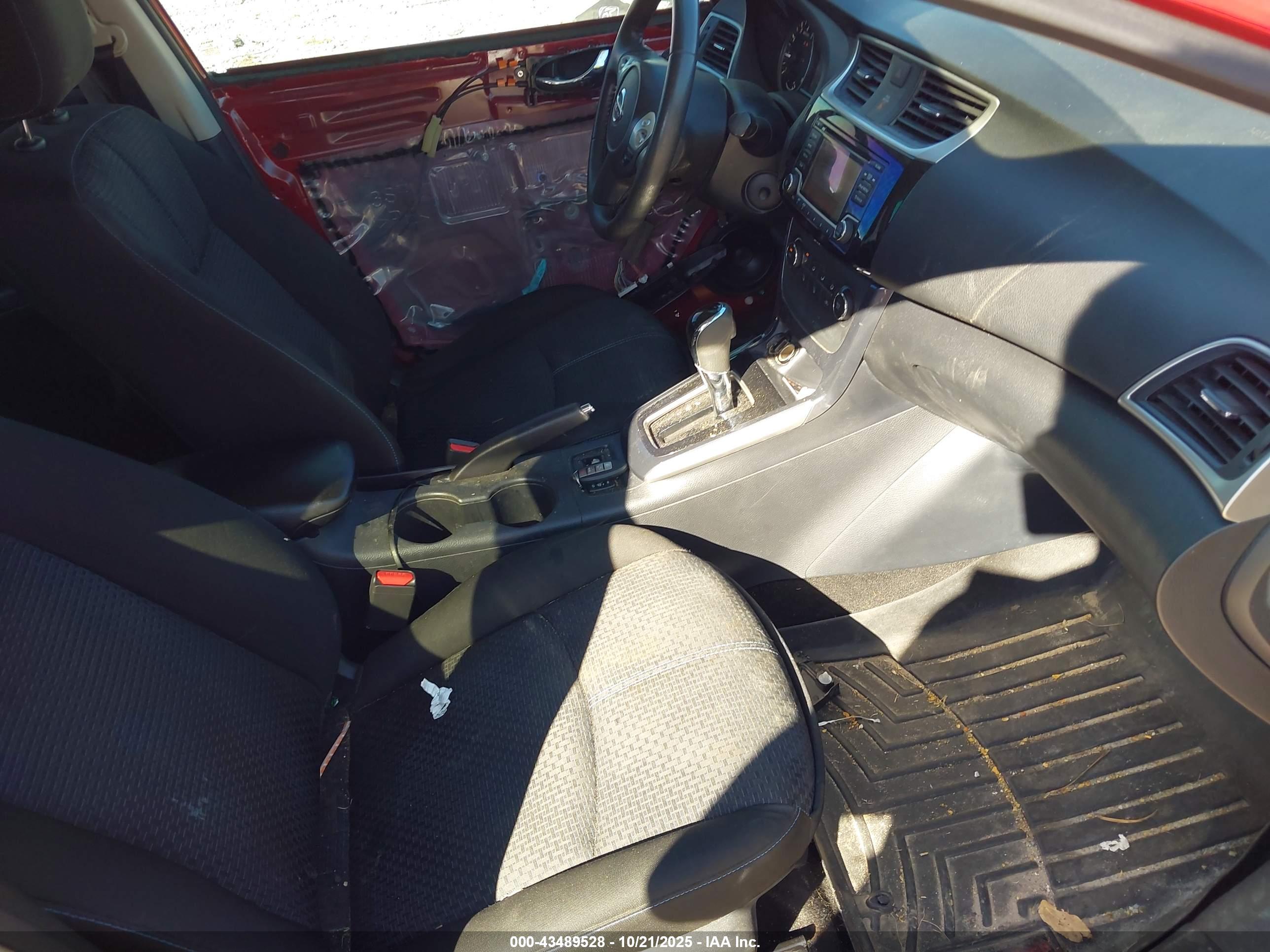 NISSAN SENTRA image 5