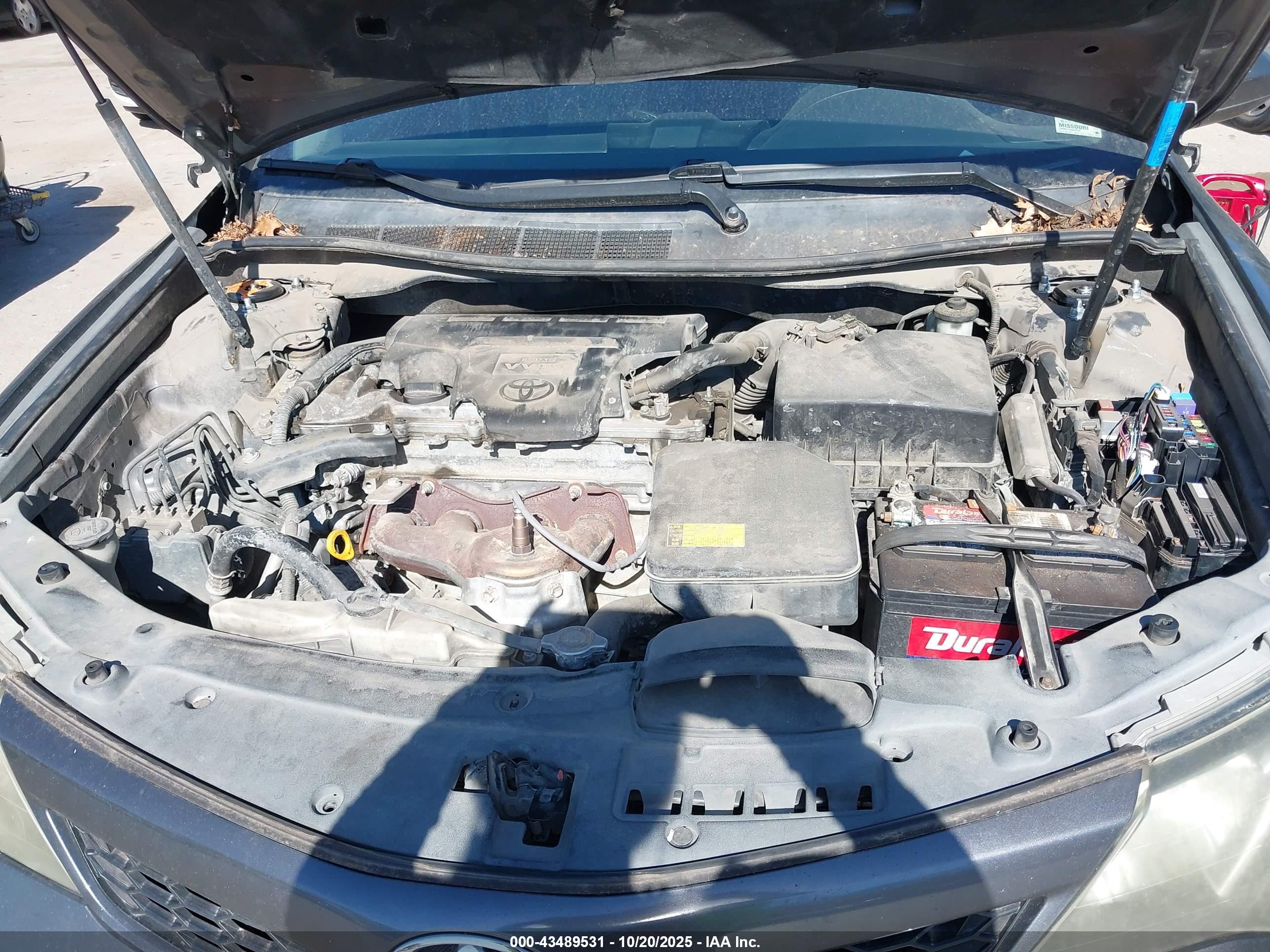 TOYOTA CAMRY image 10