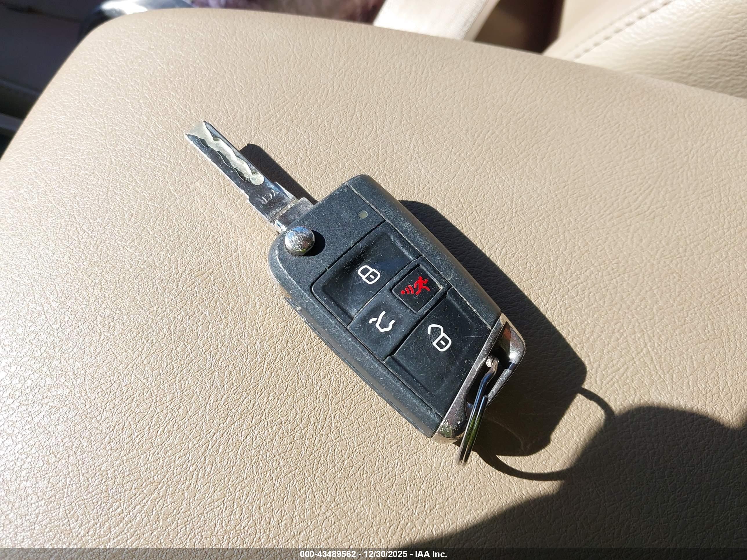 VOLKSWAGEN GOLF image 11