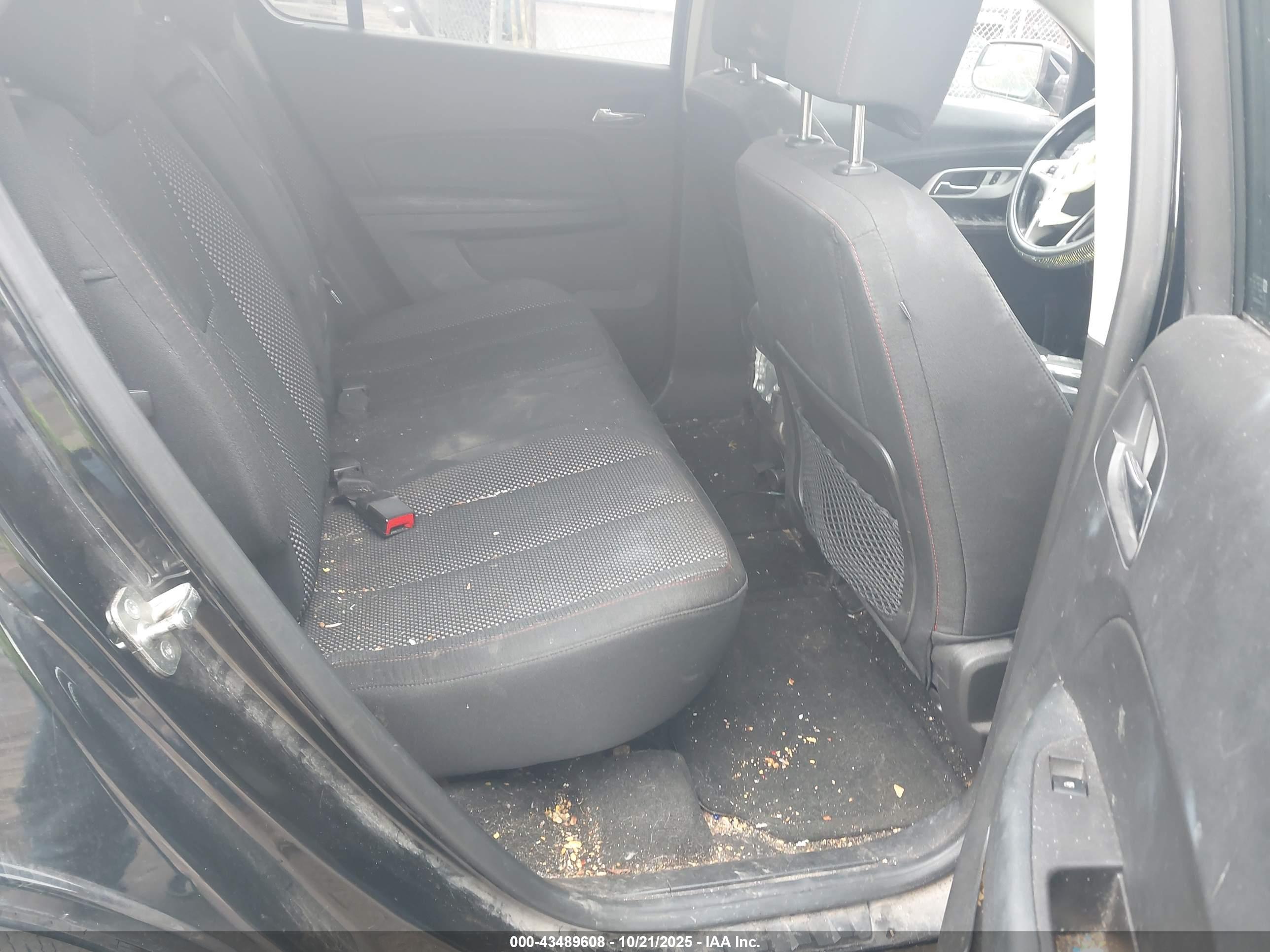 CHEVROLET EQUINOX image 8