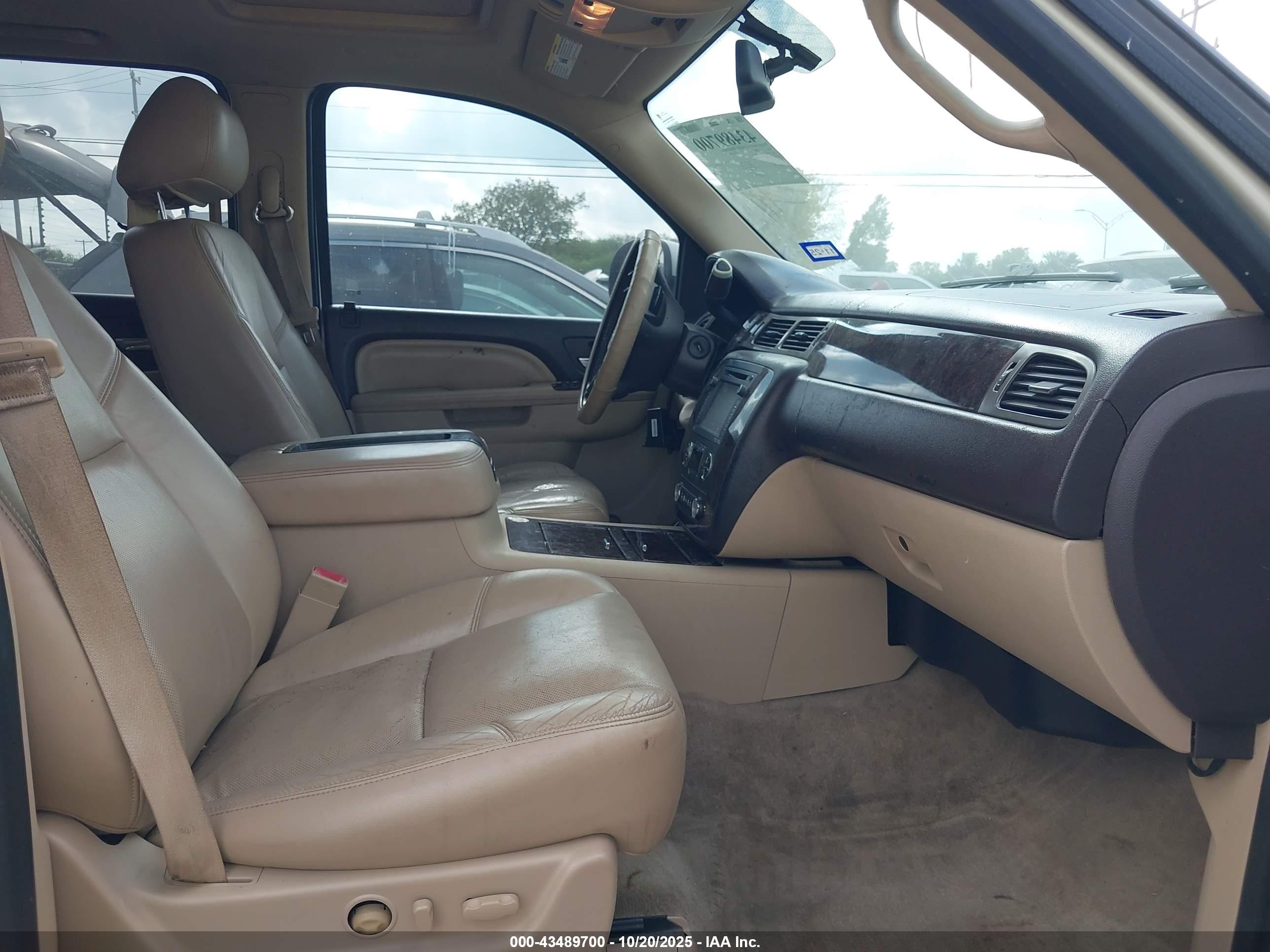 GMC YUKON image 5