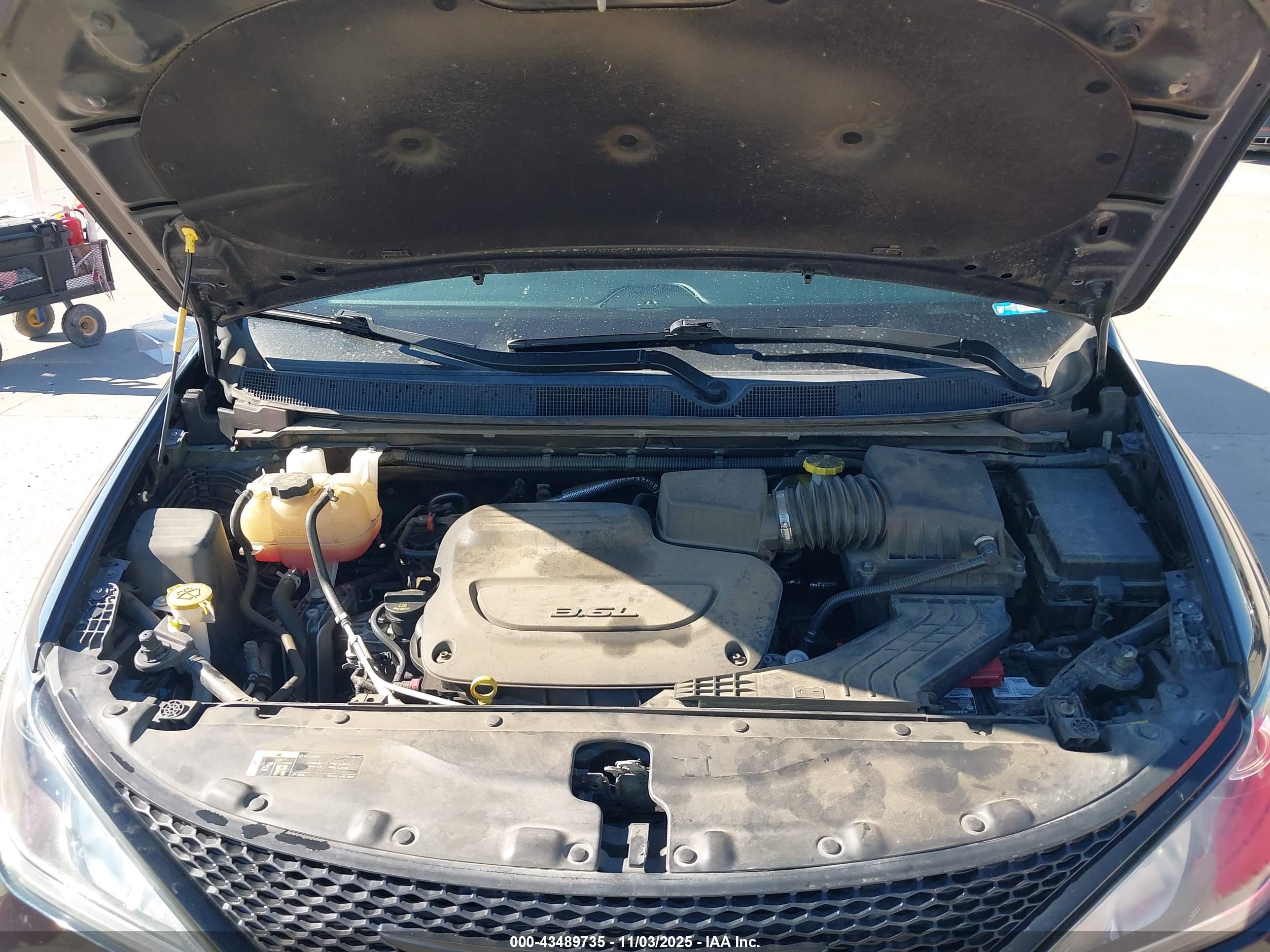 CHRYSLER PACIFICA image 10
