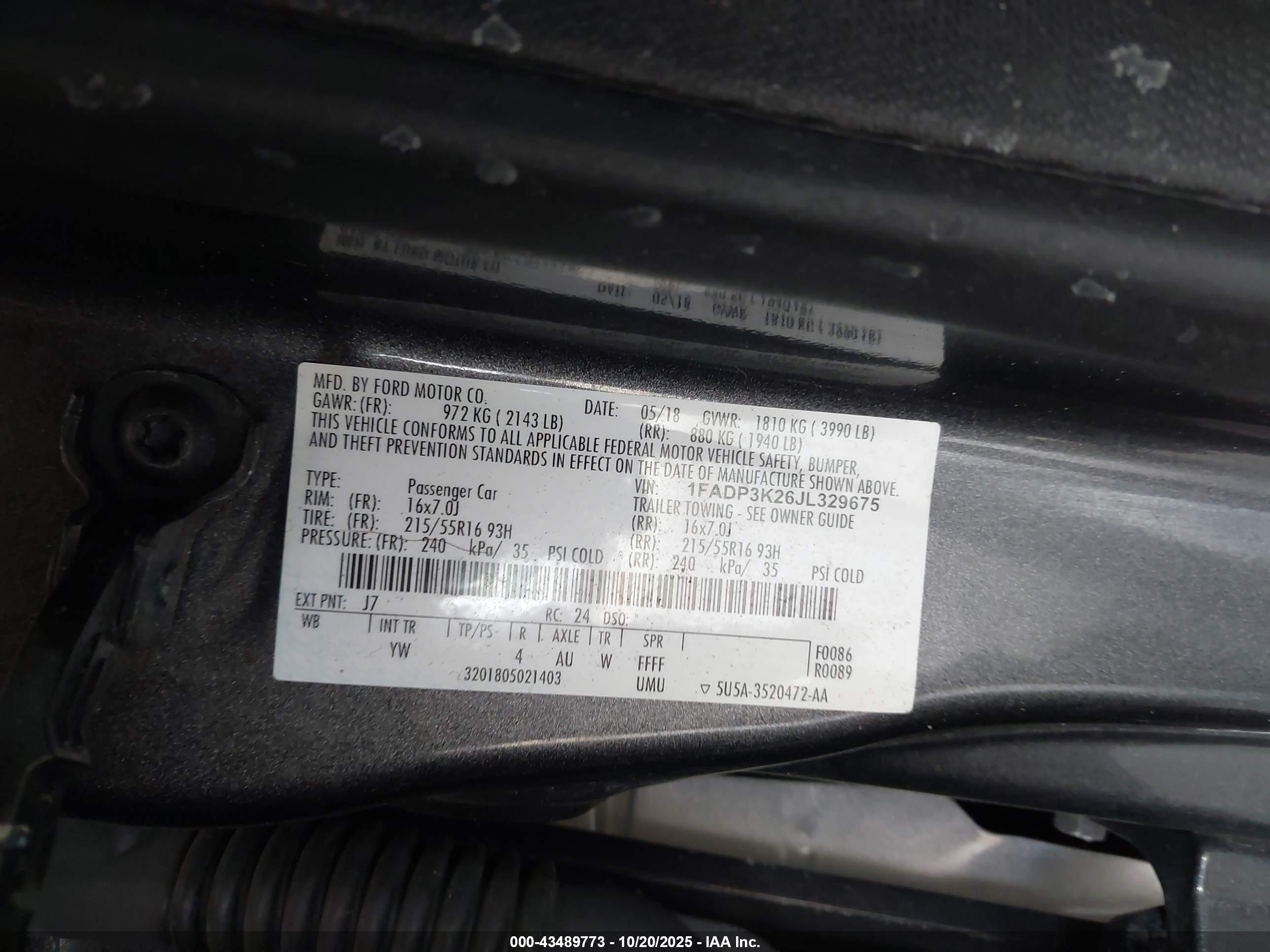 FORD FOCUS image 9
