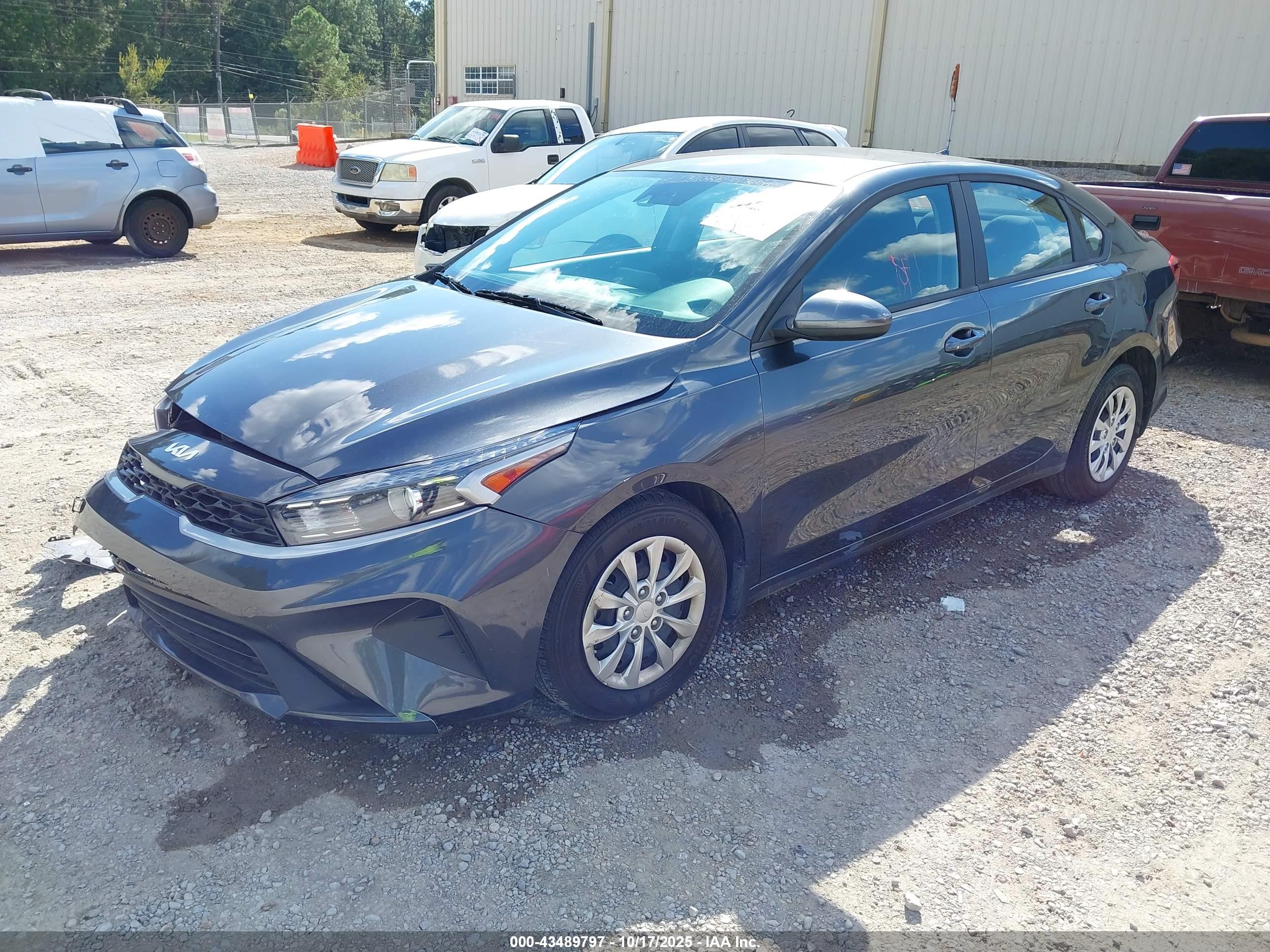 KIA FORTE image 2